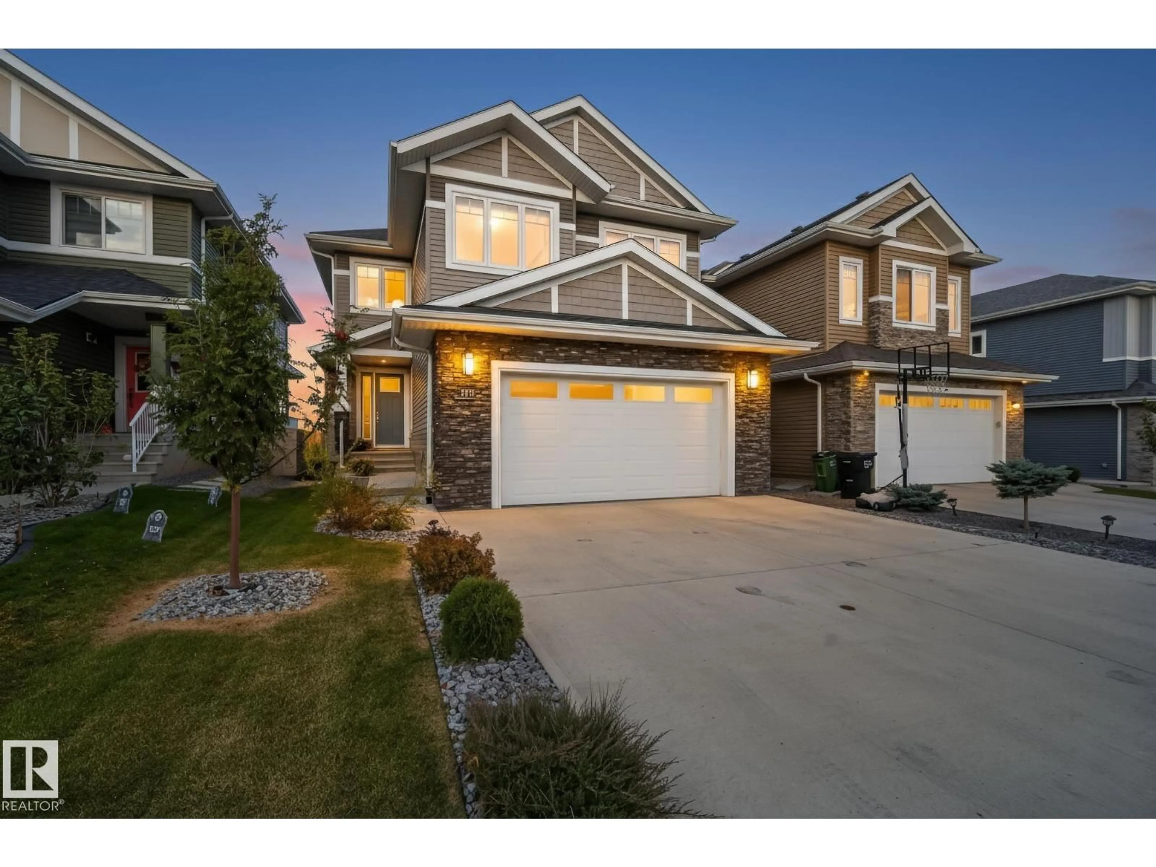 Unknown for 3419 CHICKADEE DR, Edmonton Alberta T5A0L1