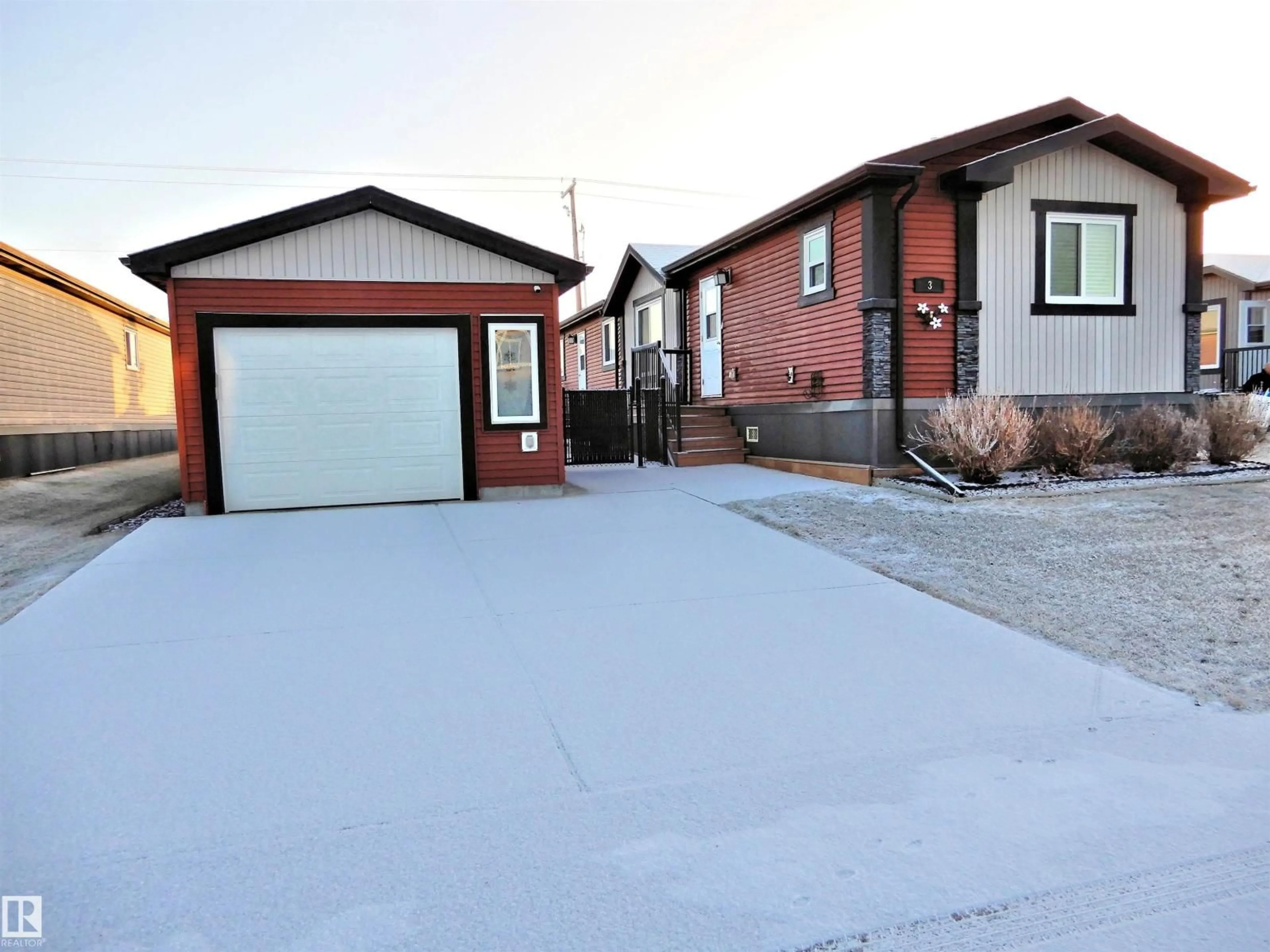 Home with vinyl exterior material, street for 3 ASPEN AVENUE, Morinville Alberta T8R2P7
