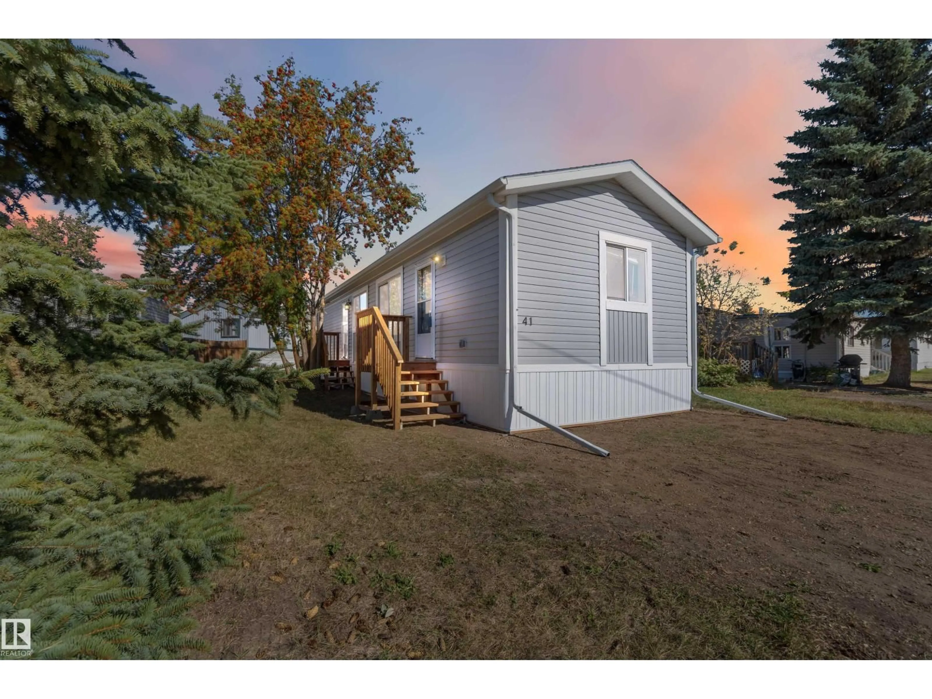 Unknown for 4839 47 ST, Gibbons Alberta T0A1N0