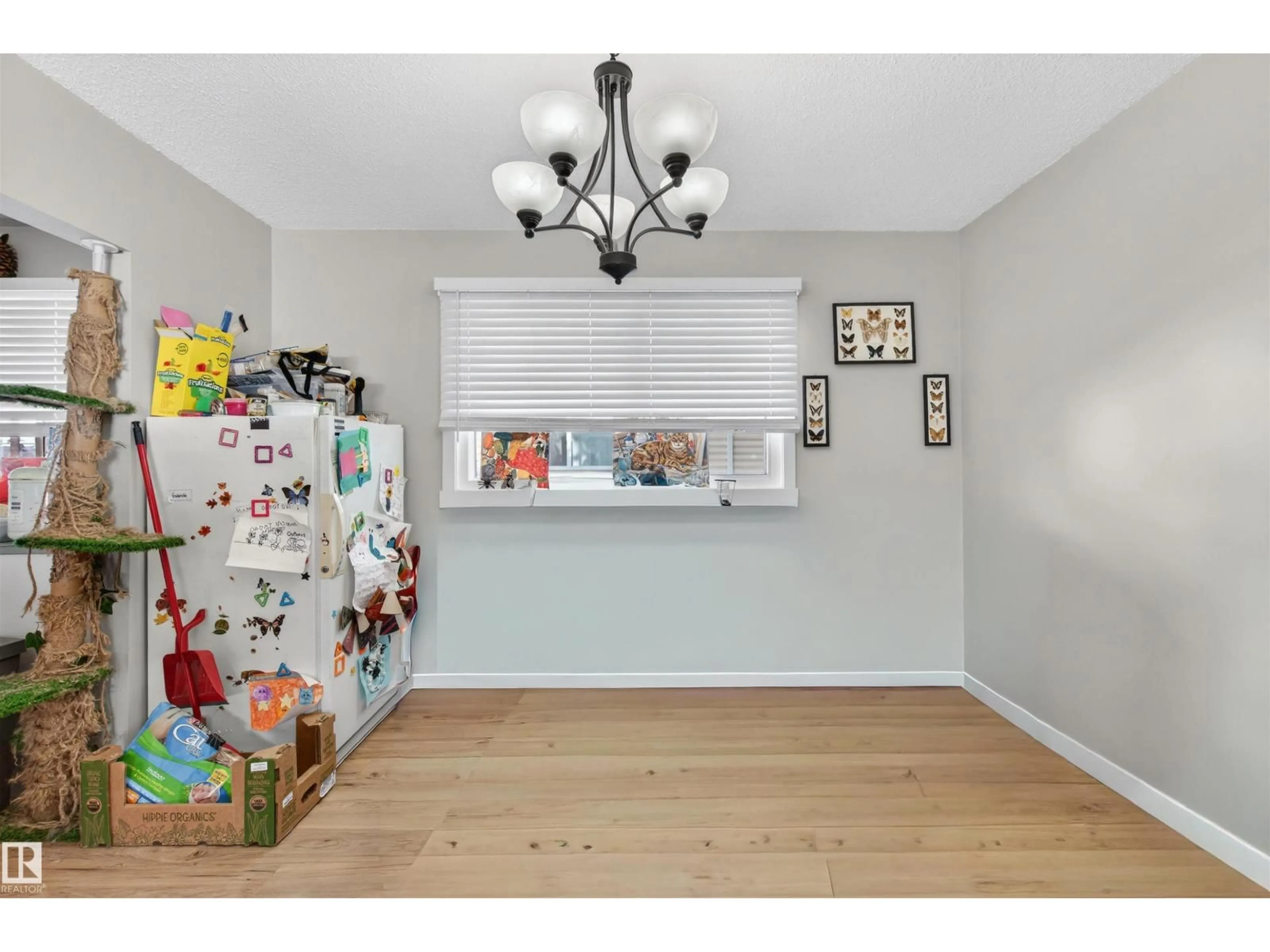 Unknown for 8704 136 AV, Edmonton Alberta T5E3E6