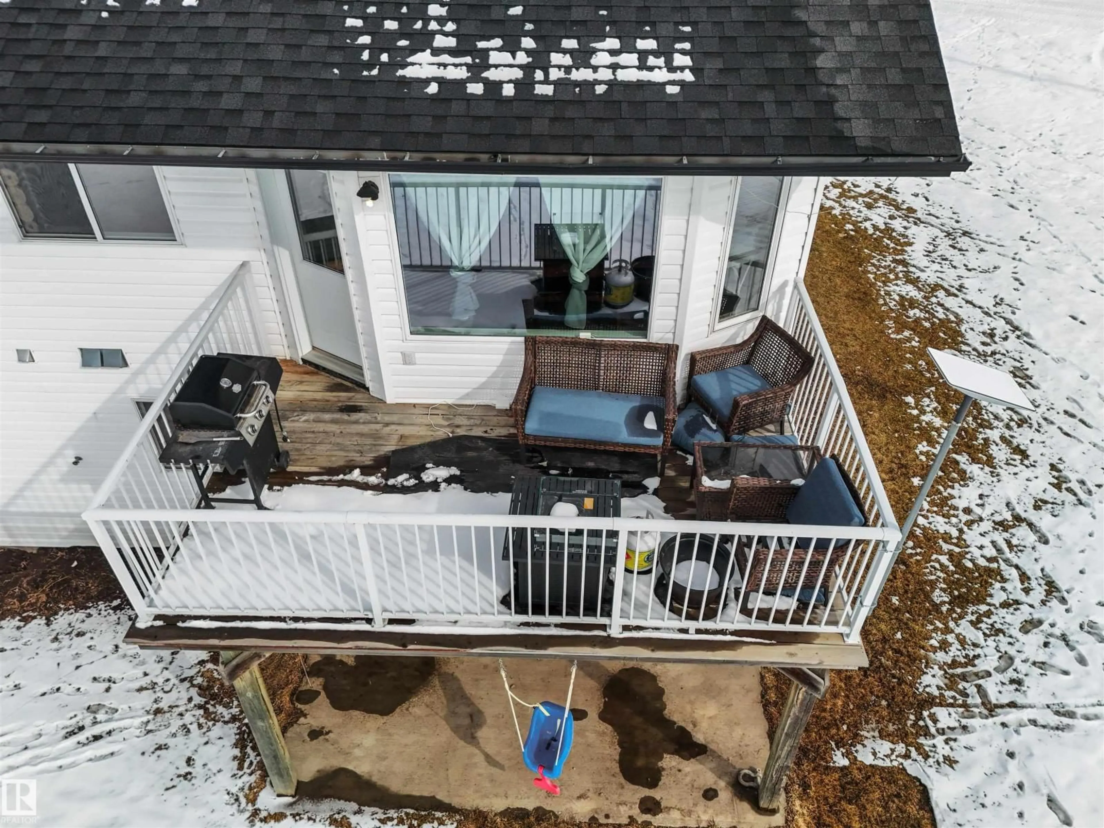 A pic from outside/outdoor area/front of a property/back of a property/a pic from drone, unknown for 49132 RANGE ROAD 70, Rural Brazeau County Alberta T7A1R5