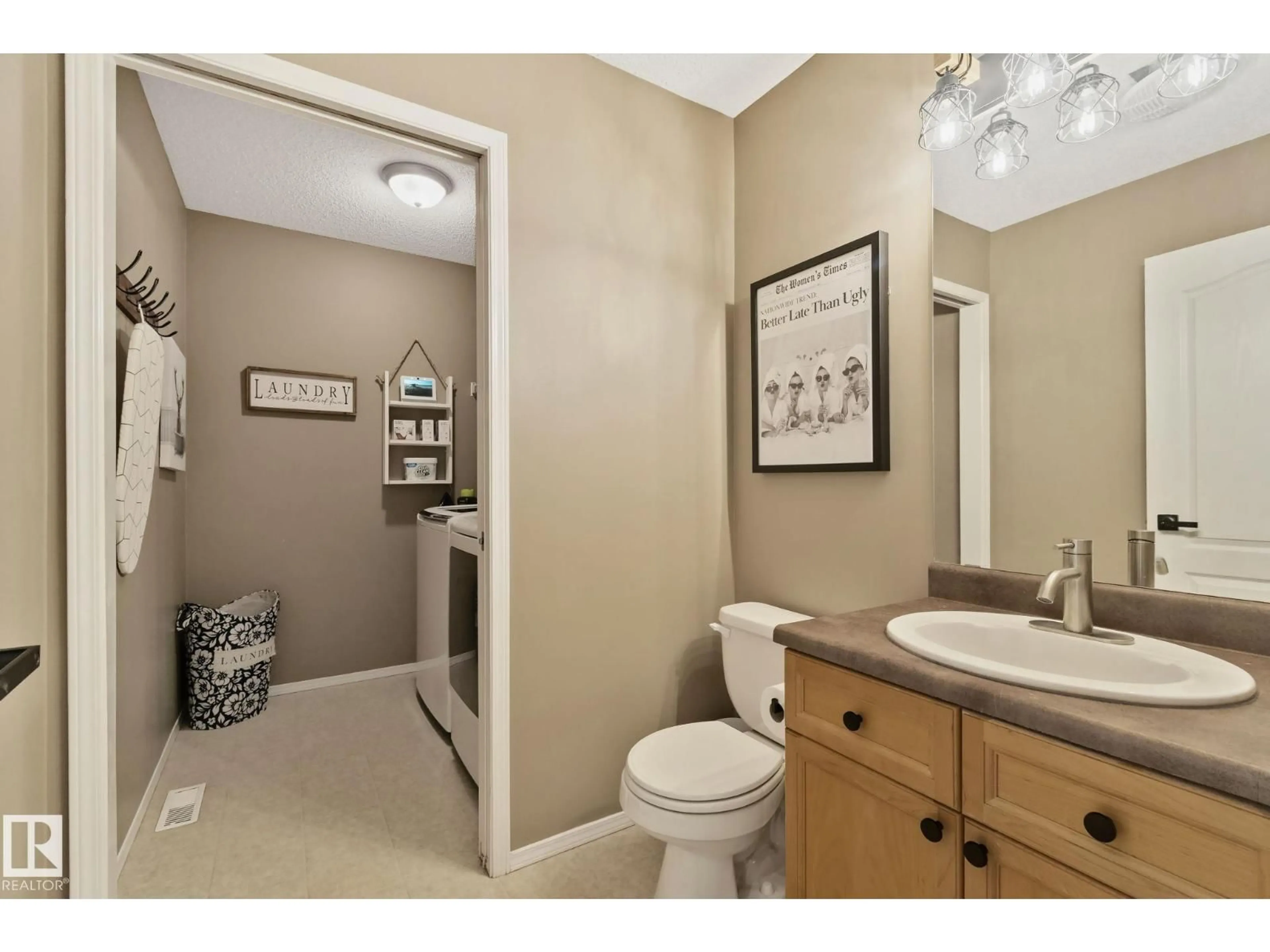 Standard bathroom, ceramic/tile floor for 15117 MILLER BV, Edmonton Alberta T5Y3A1