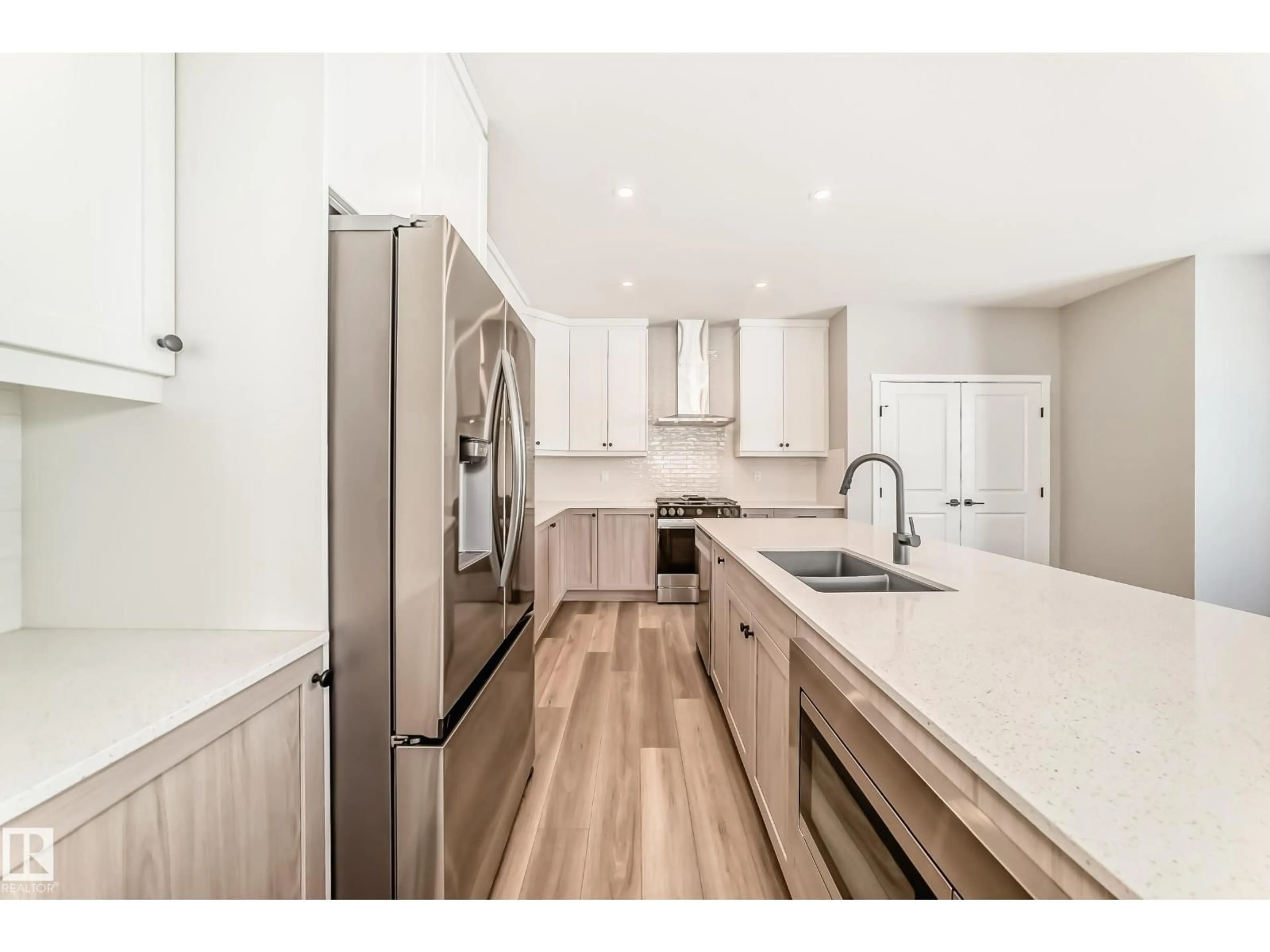 Open concept kitchen, unknown for 840 STILLWATER BV, Edmonton Alberta T6M3E6