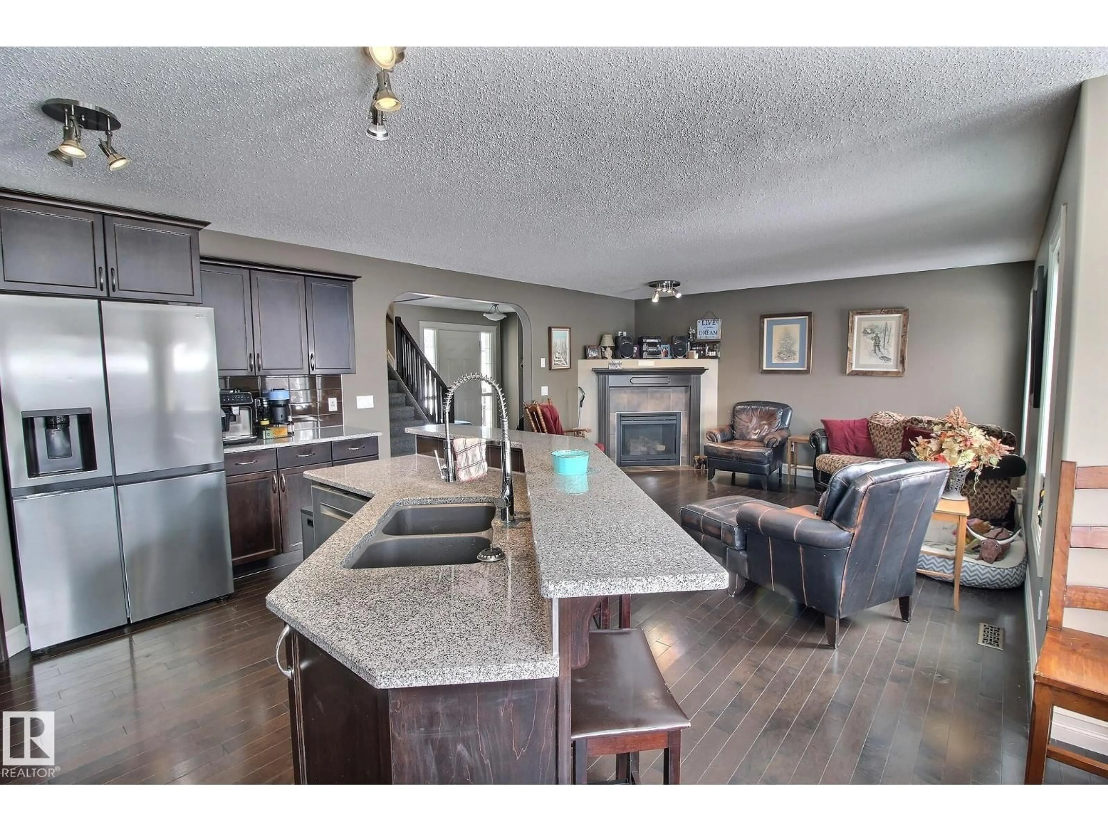 Open concept kitchen, unknown for 1212 WESTERRA CR, Stony Plain Alberta T7Z0B2