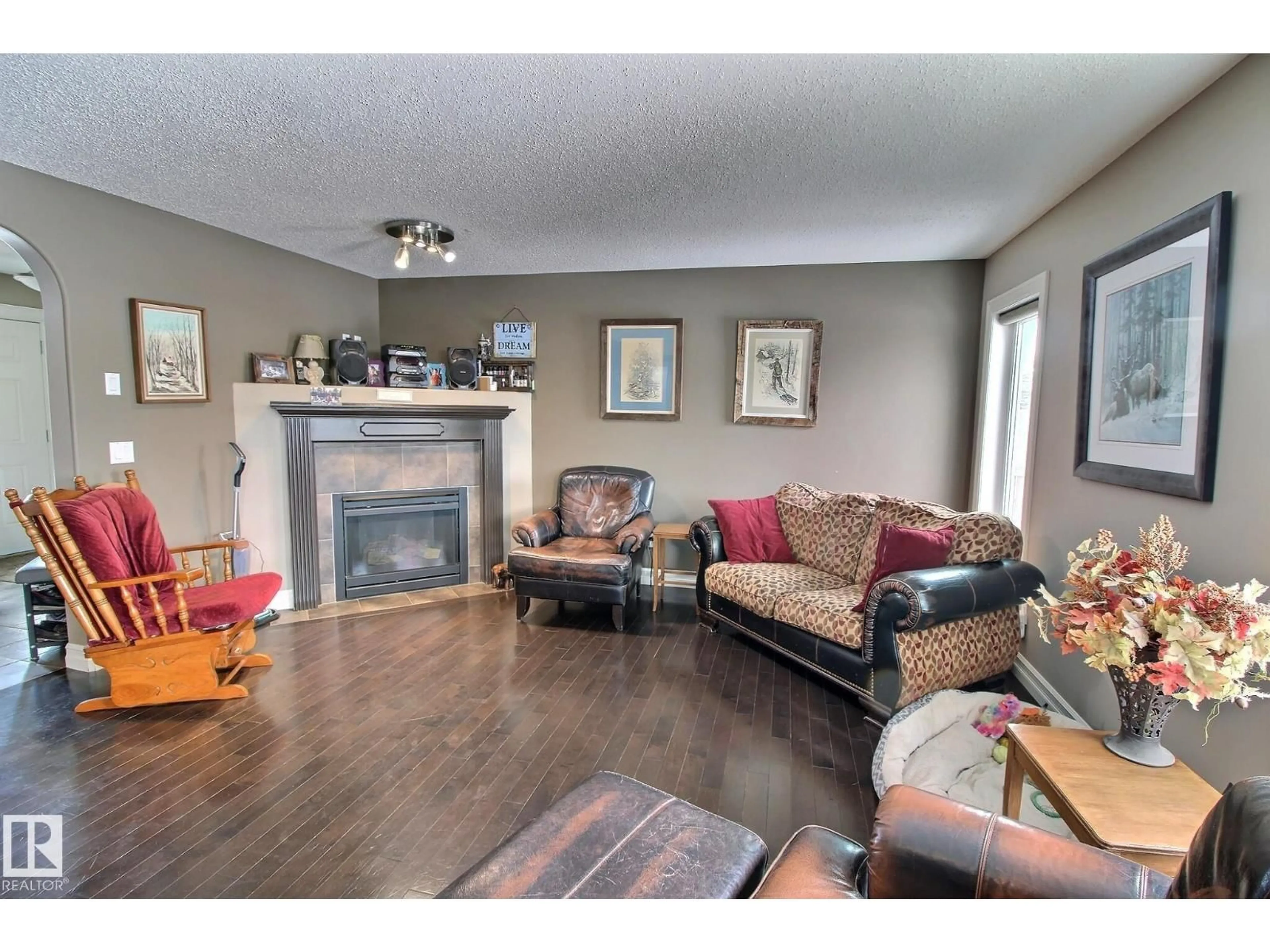 Living room with furniture, wood/laminate floor for 1212 WESTERRA CR, Stony Plain Alberta T7Z0B2