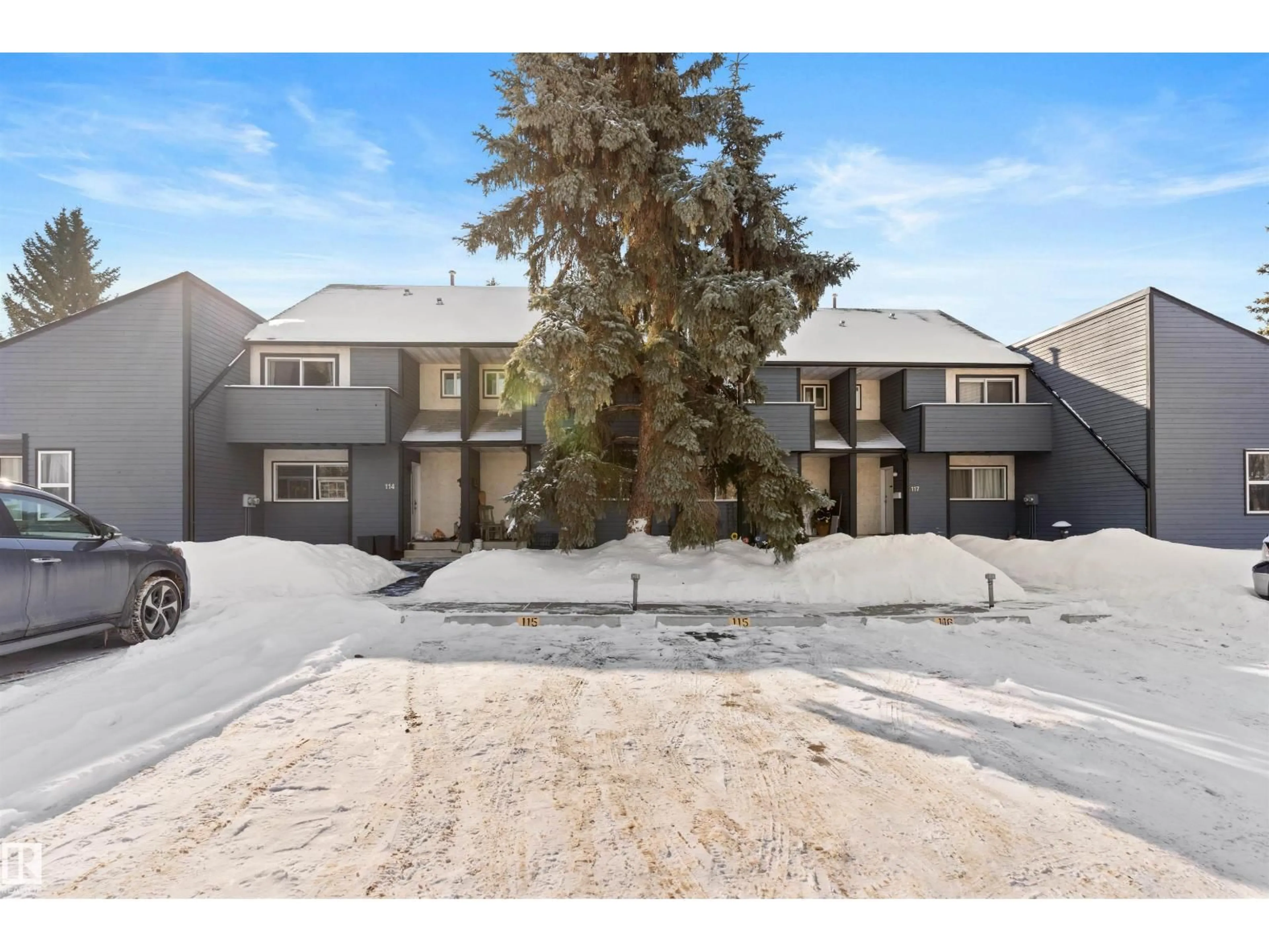 A pic from outside/outdoor area/front of a property/back of a property/a pic from drone, street for 81 - 115 GARDEN RD, St. Albert Alberta T8N5G8