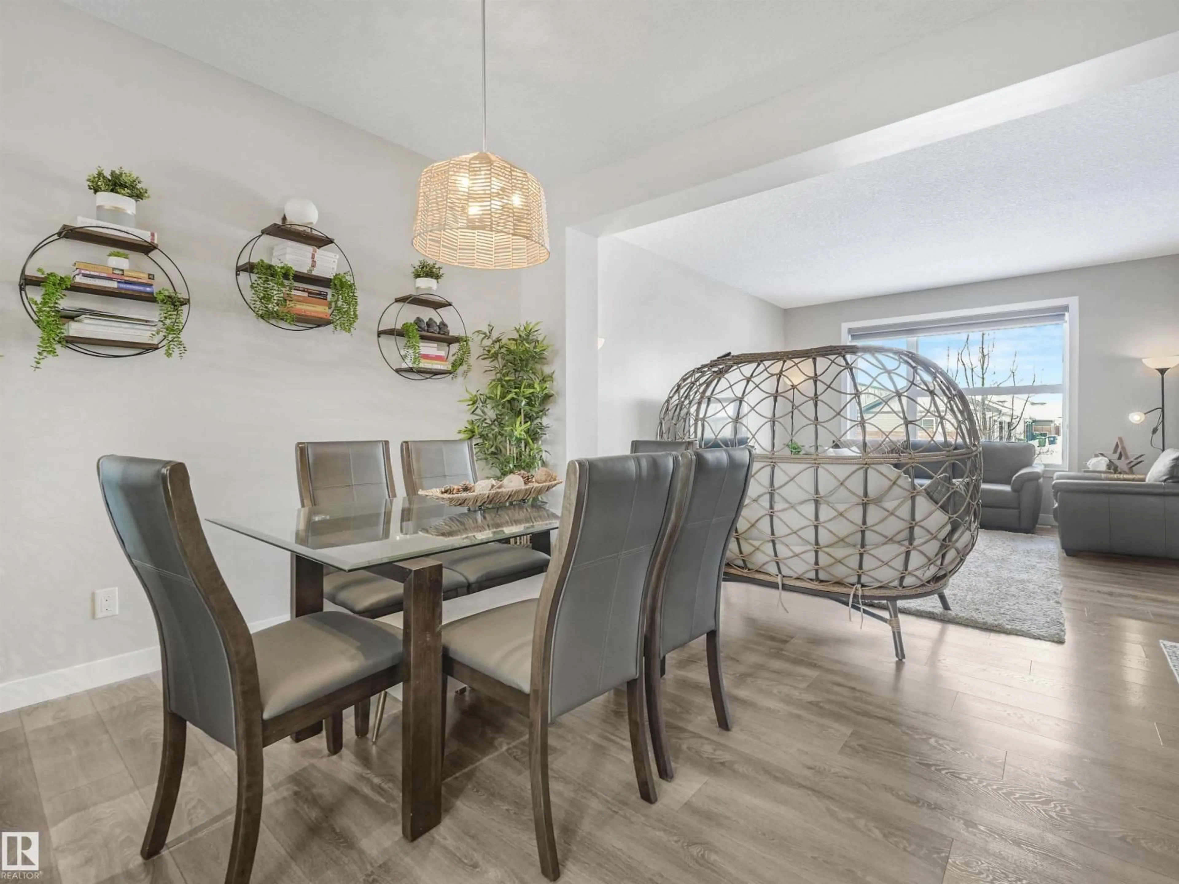 Dining room, unknown for 725 36 ST, Edmonton Alberta T6X2G8