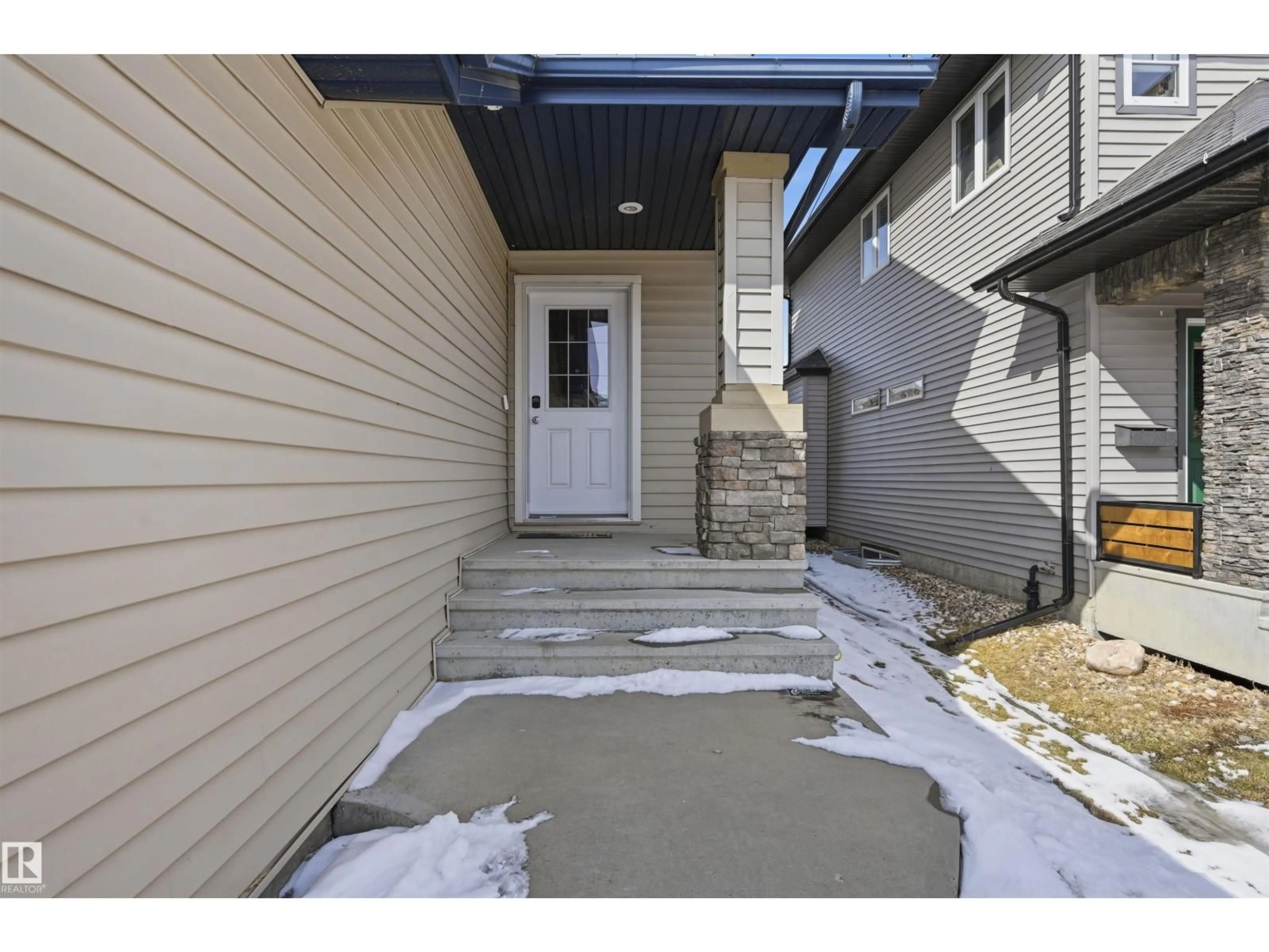 Indoor entryway for 2608 ANDERSON CR, Edmonton Alberta T6W0K9