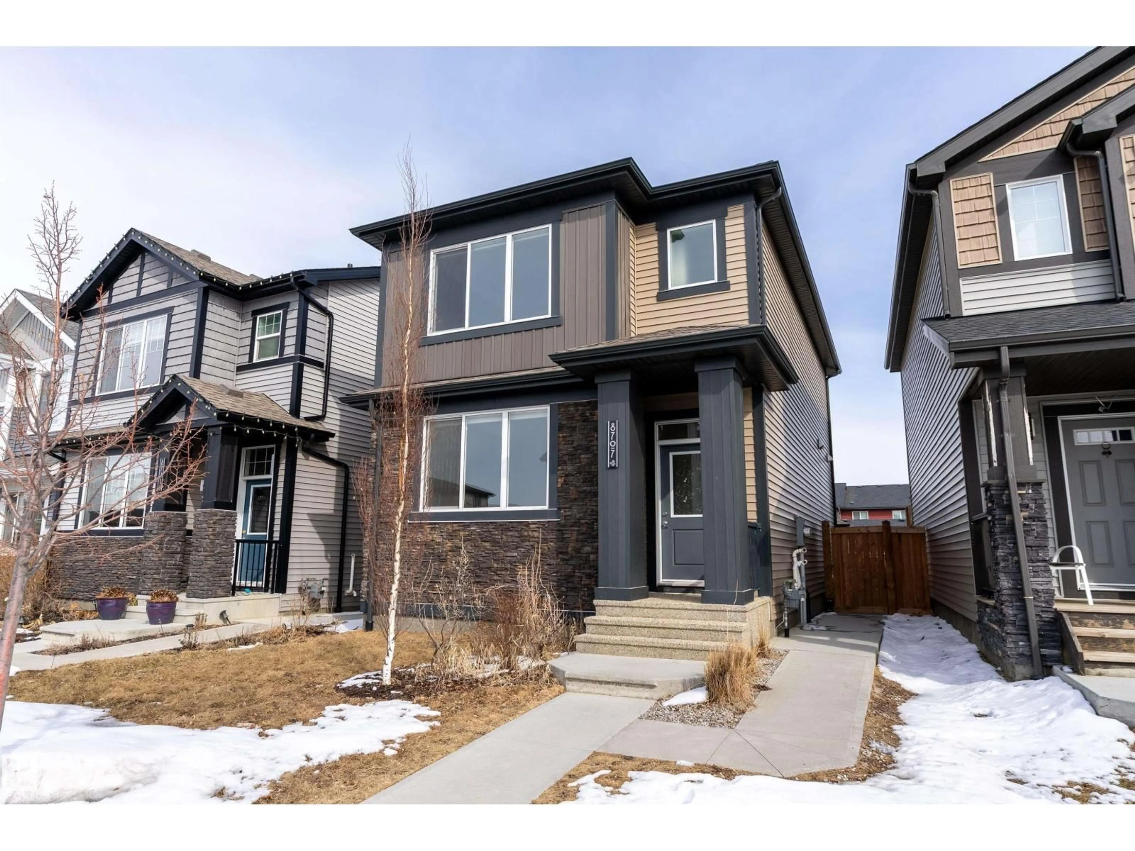 Unknown for 8707 221 ST, Edmonton Alberta T5T7H7