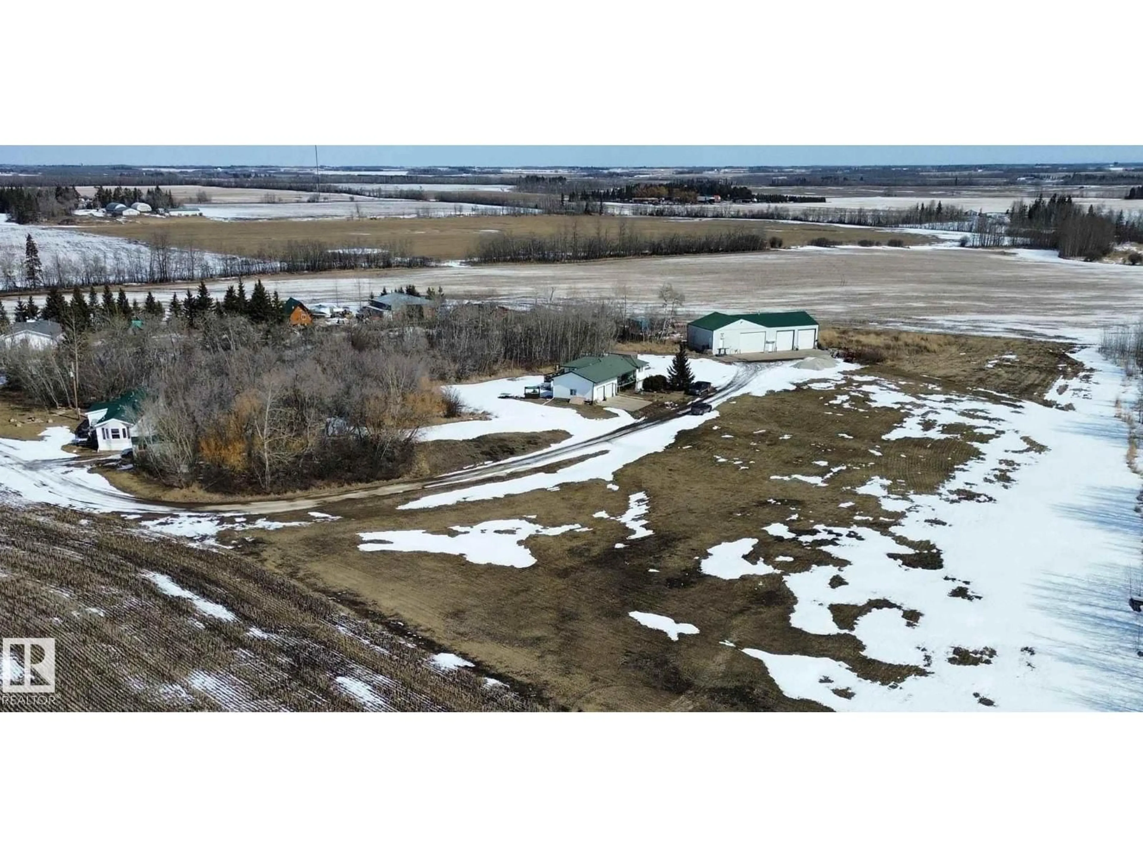 A pic from outside/outdoor area/front of a property/back of a property/a pic from drone, water/lake/river/ocean view for 475031B RGE ROAD 251, Rural Wetaskiwin County Alberta T0C1Z0
