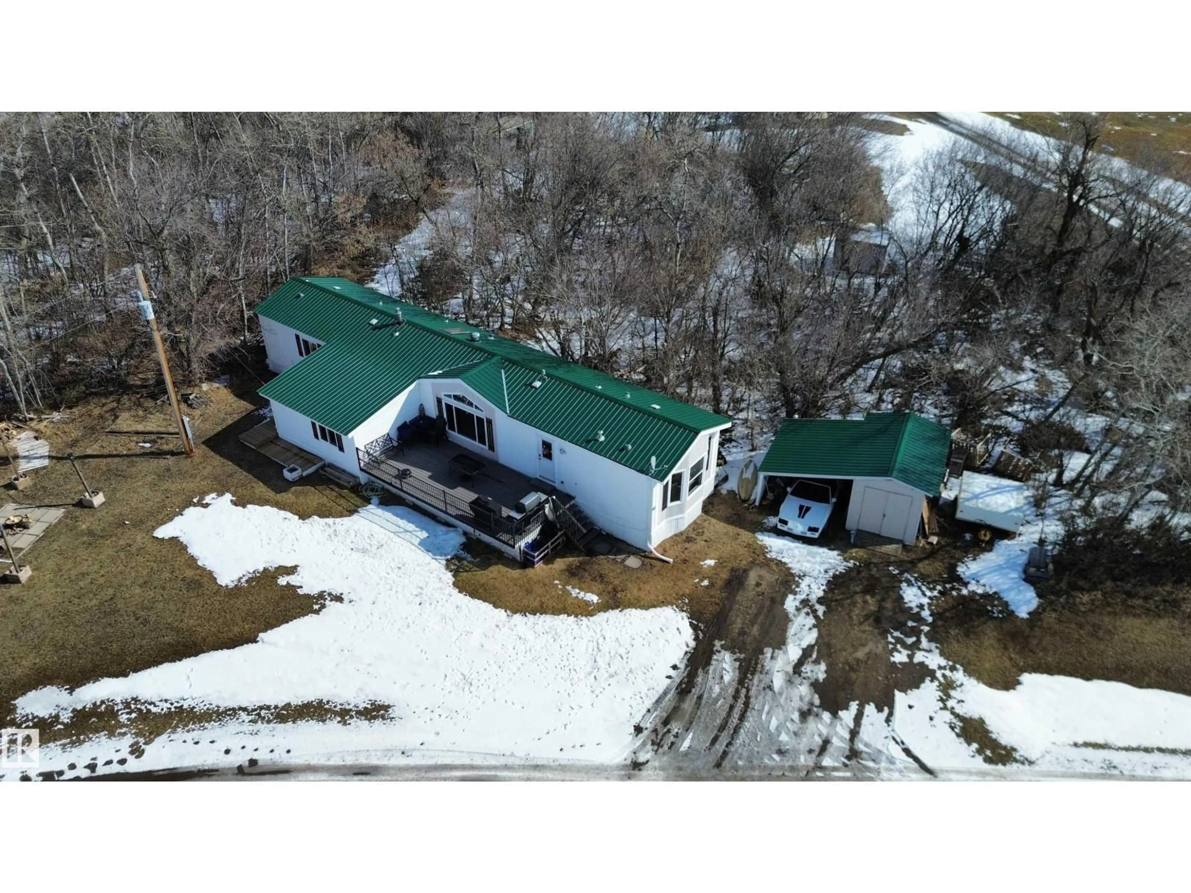 A pic from outside/outdoor area/front of a property/back of a property/a pic from drone, building for 475031B RGE ROAD 251, Rural Wetaskiwin County Alberta T0C1Z0