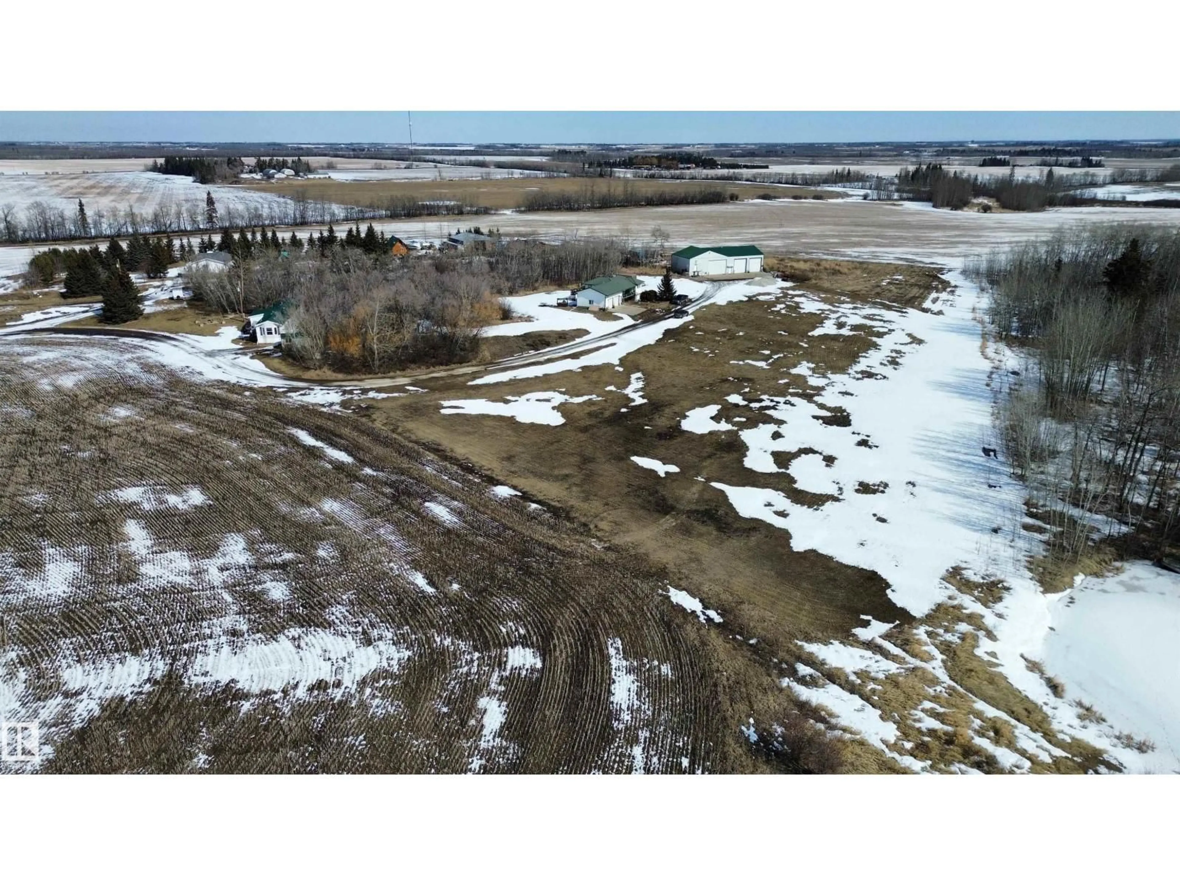 A pic from outside/outdoor area/front of a property/back of a property/a pic from drone, water/lake/river/ocean view for 475031B RGE ROAD 251, Rural Wetaskiwin County Alberta T0C1Z0