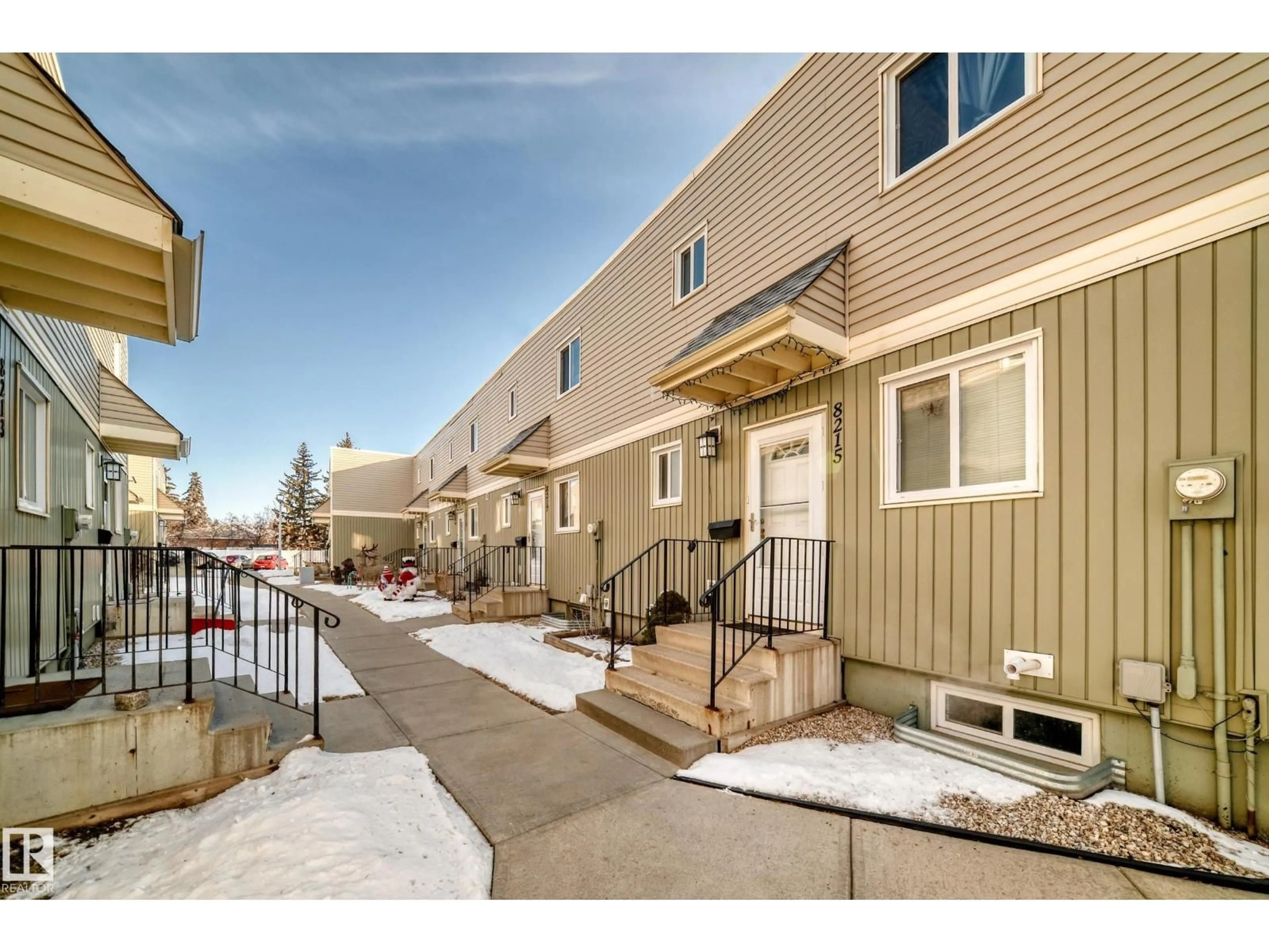 Unknown for NW - 8217 182 ST, Edmonton Alberta T5T1L2