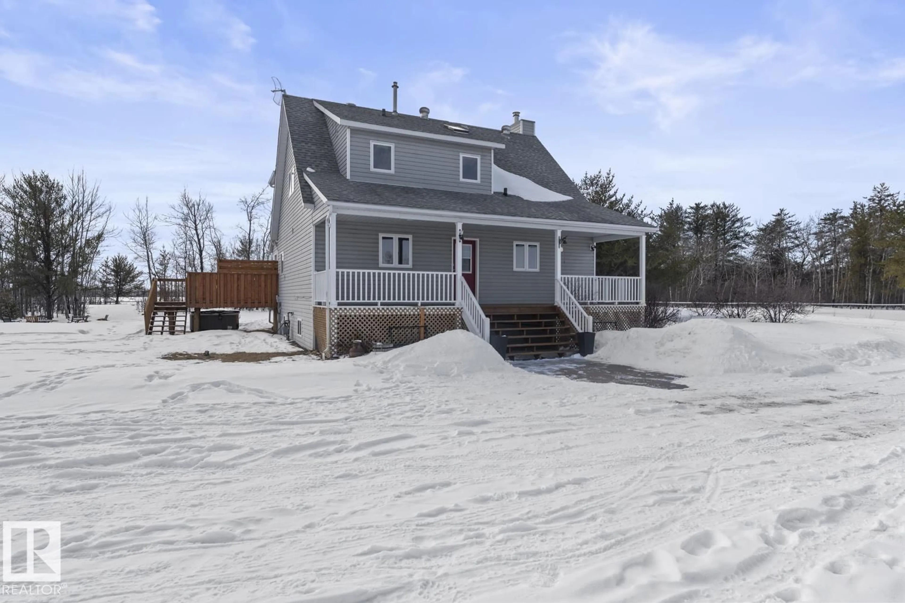 A pic from outside/outdoor area/front of a property/back of a property/a pic from drone, street for 44306 TOWNSHIP RD 630, Rural Bonnyville M.D. Alberta T0A0B0