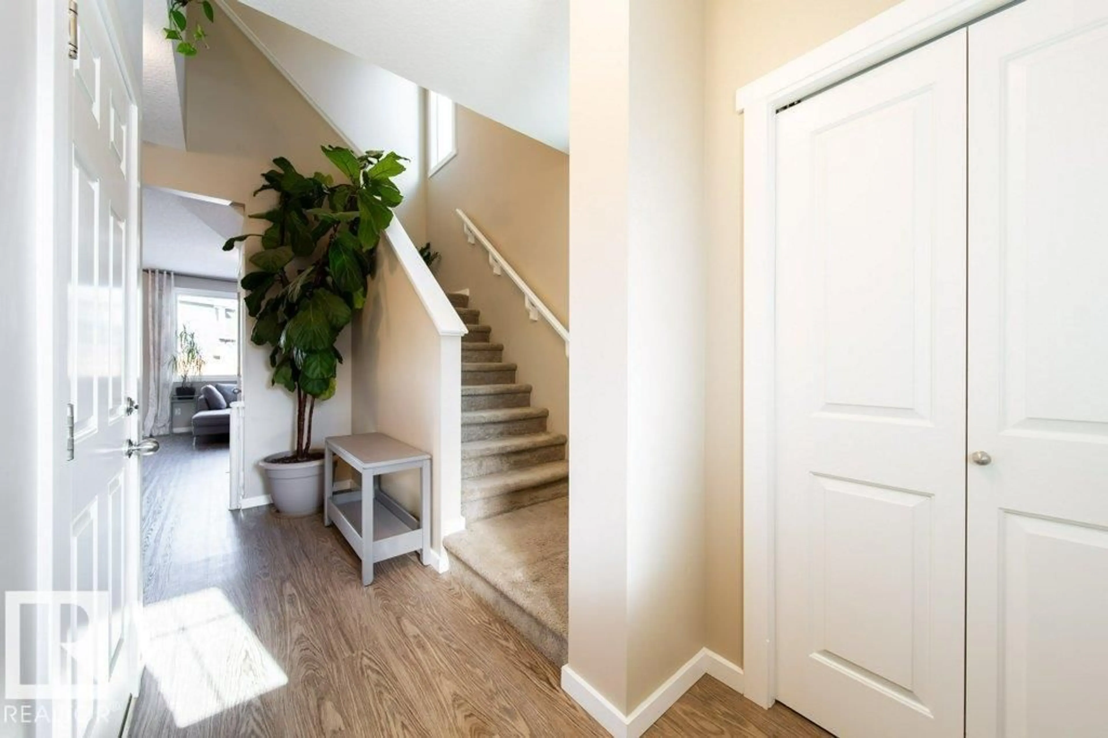 Indoor entryway for NW - 12816 205 ST, Edmonton Alberta T5S0L8