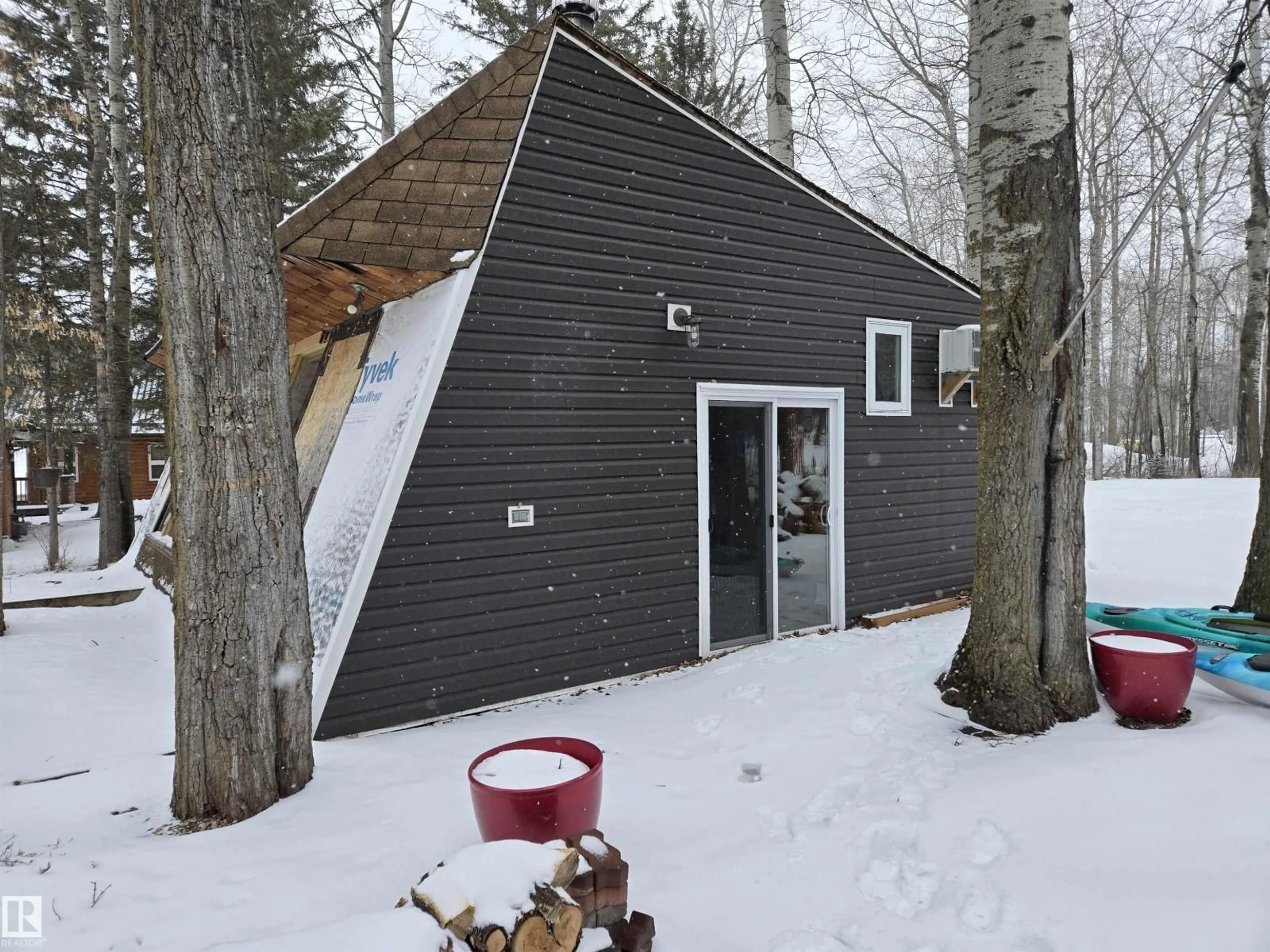 Shed for 5 CONIFER CR, Rural Lac Ste. Anne County Alberta T0E0V0