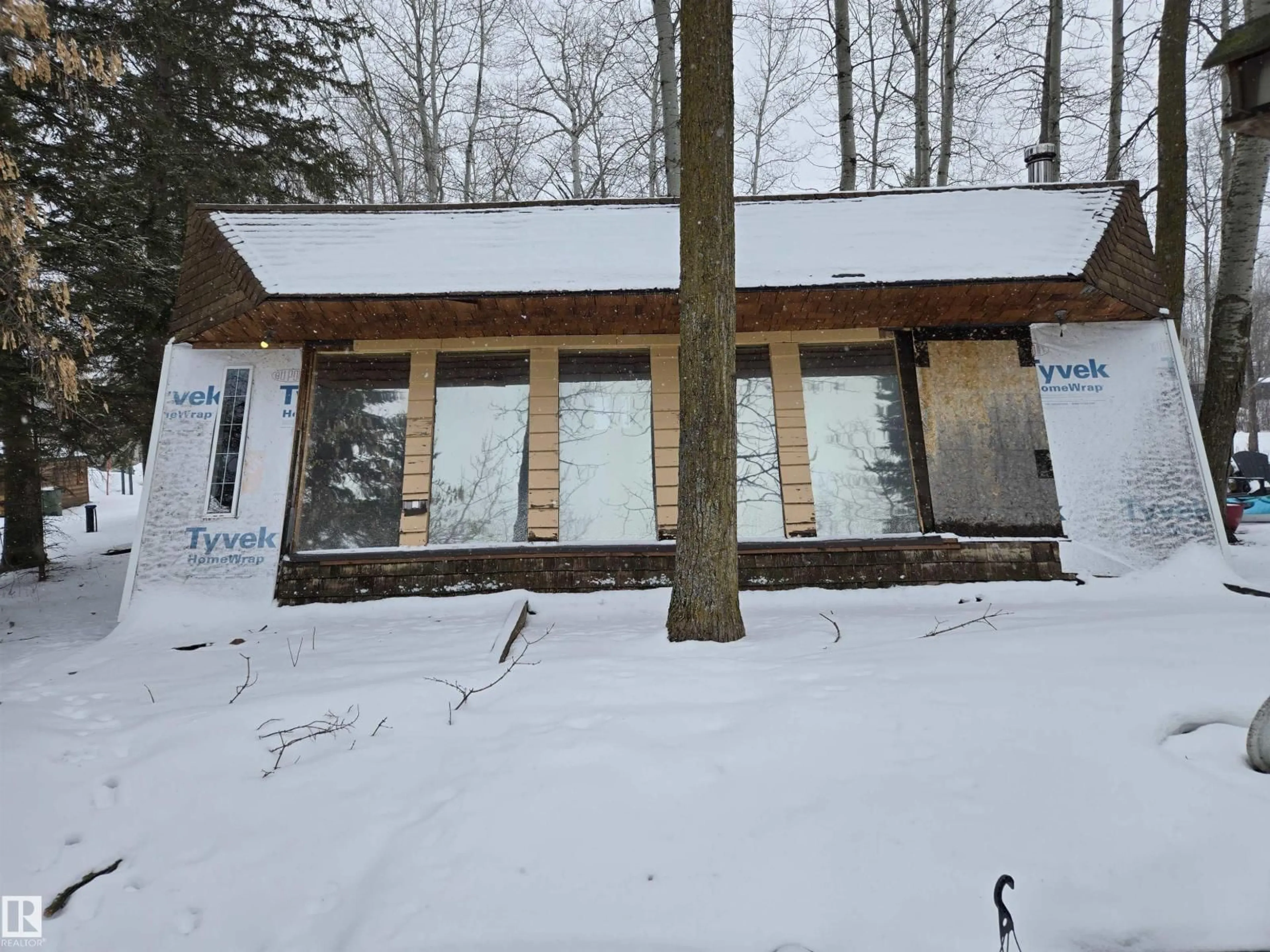 Shed for 5 CONIFER CR, Rural Lac Ste. Anne County Alberta T0E0V0