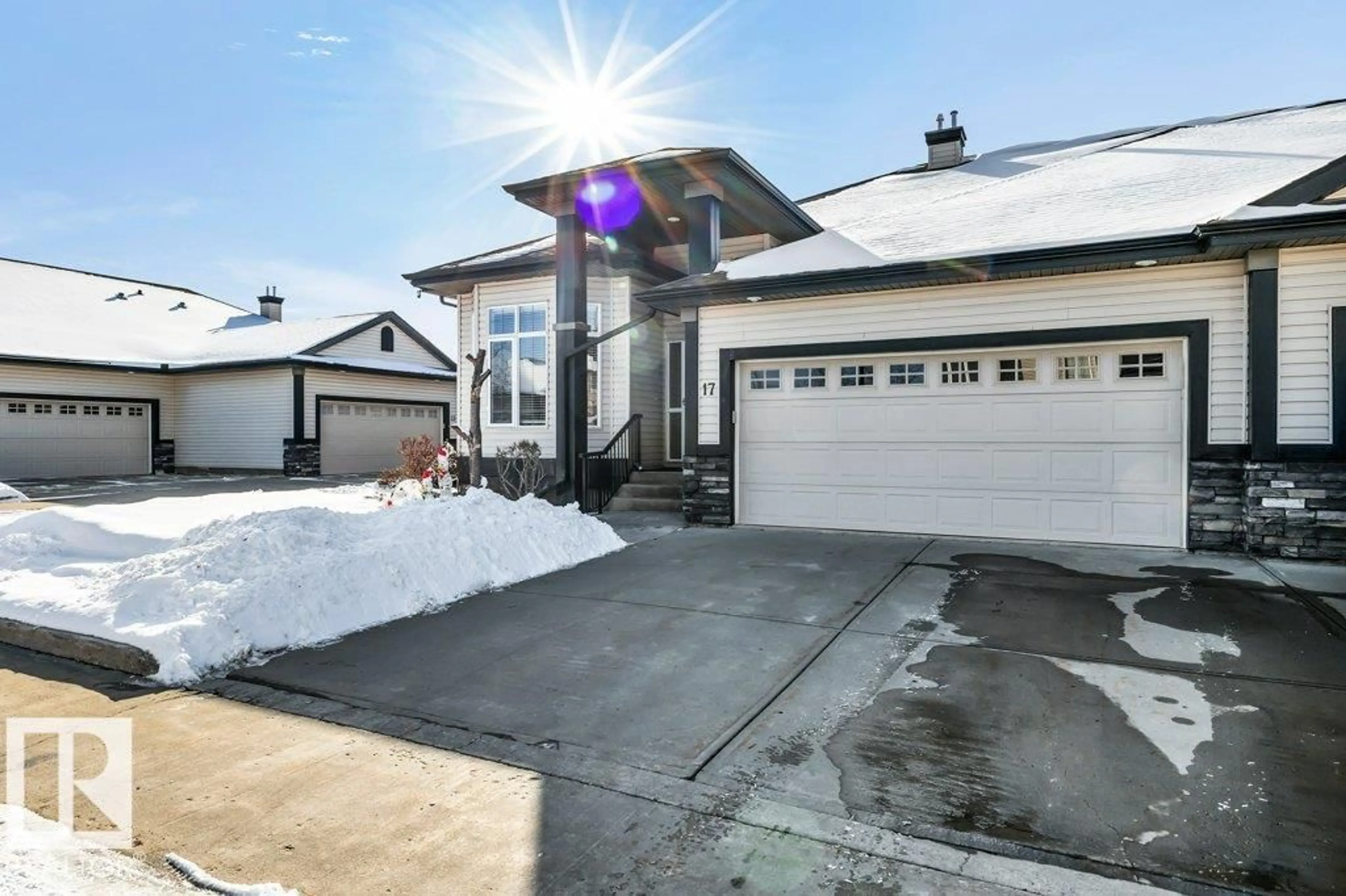 Unknown for 17 - 12610 15 AV, Edmonton Alberta T6W1X1