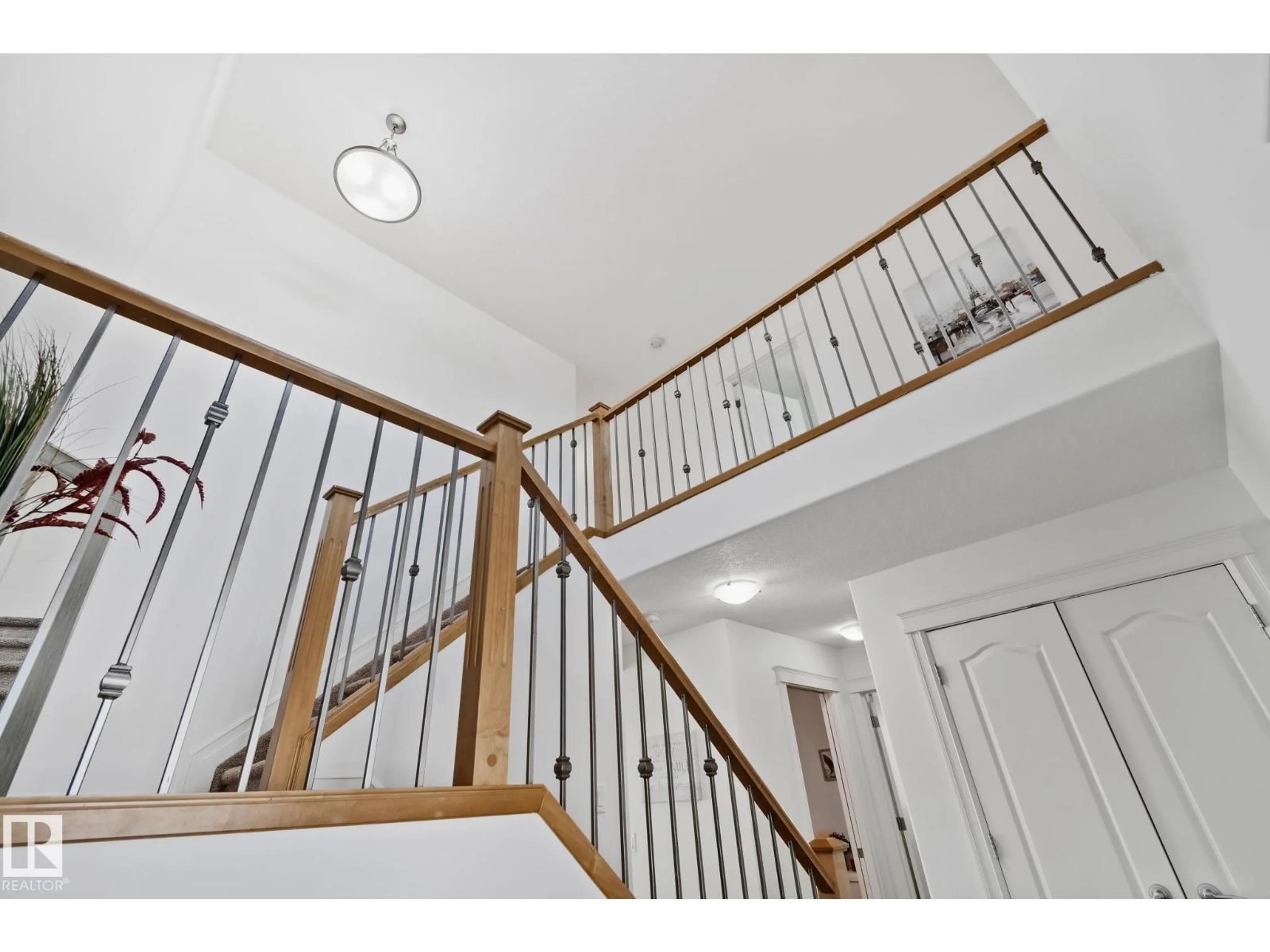 Stairs for SW - 1115 61 ST, Edmonton Alberta T6X0M5