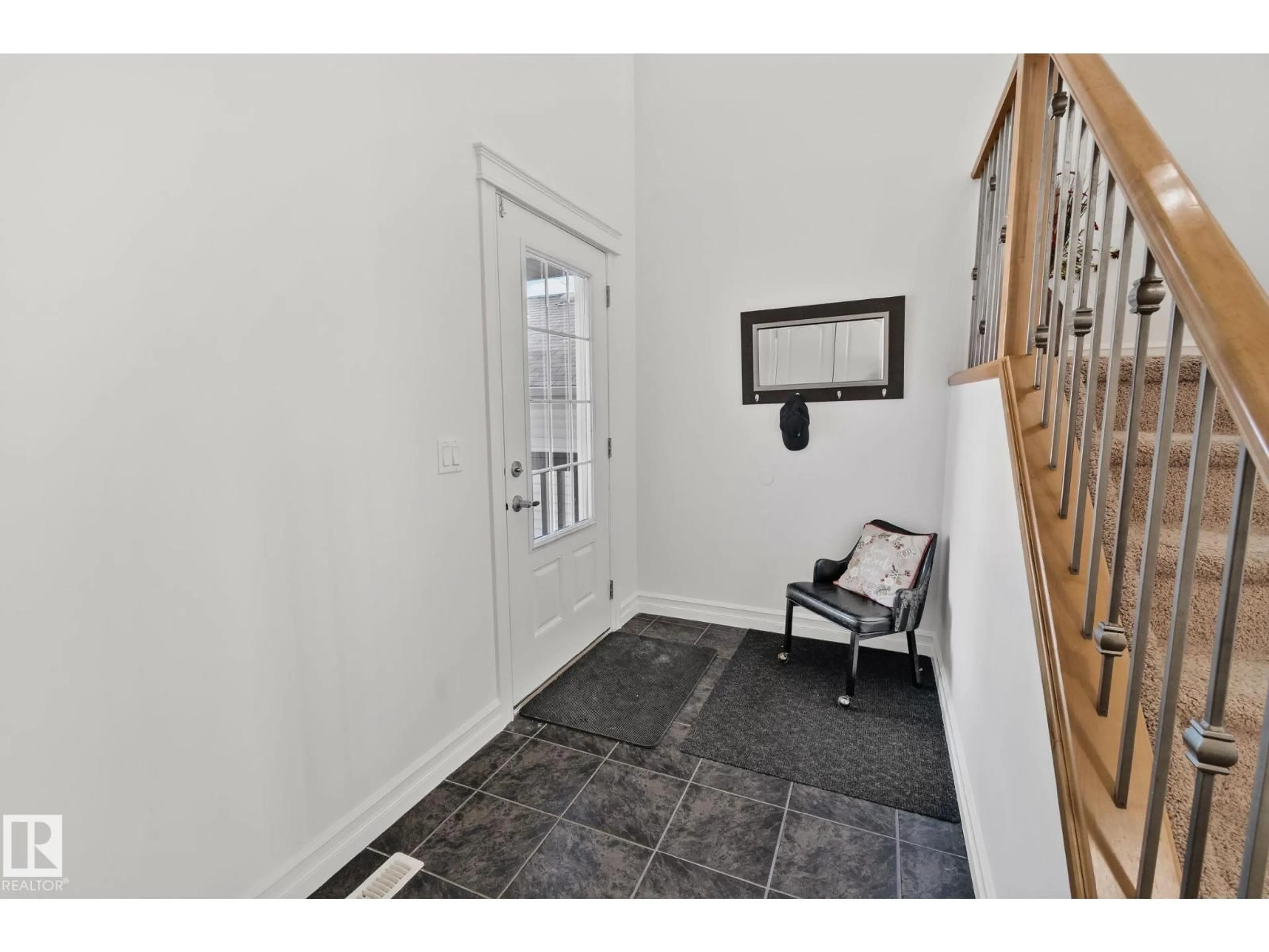 Indoor entryway for SW - 1115 61 ST, Edmonton Alberta T6X0M5