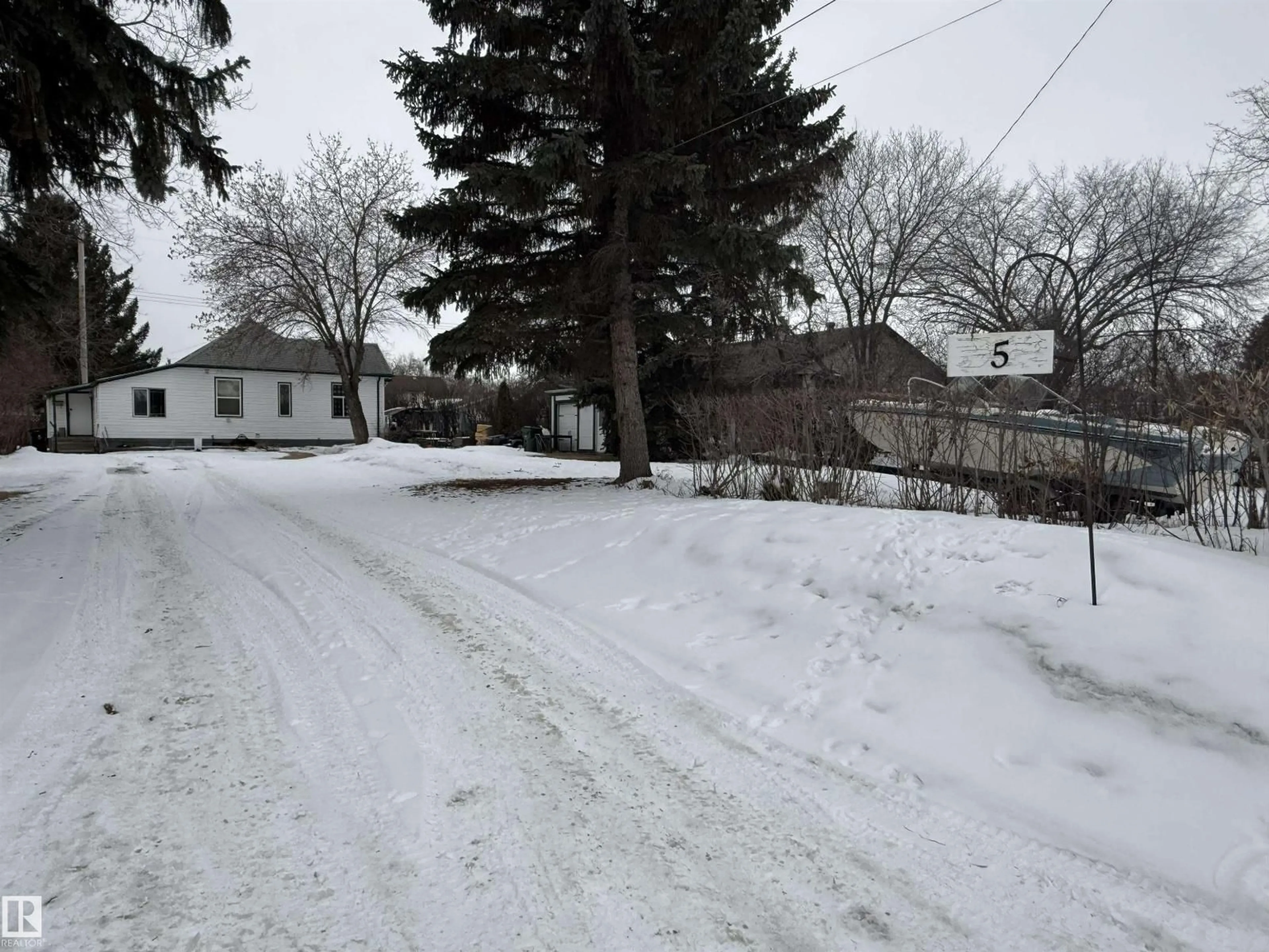 Blurry image for 5 O'BRIEN, Fort Saskatchewan Alberta T8L2L2