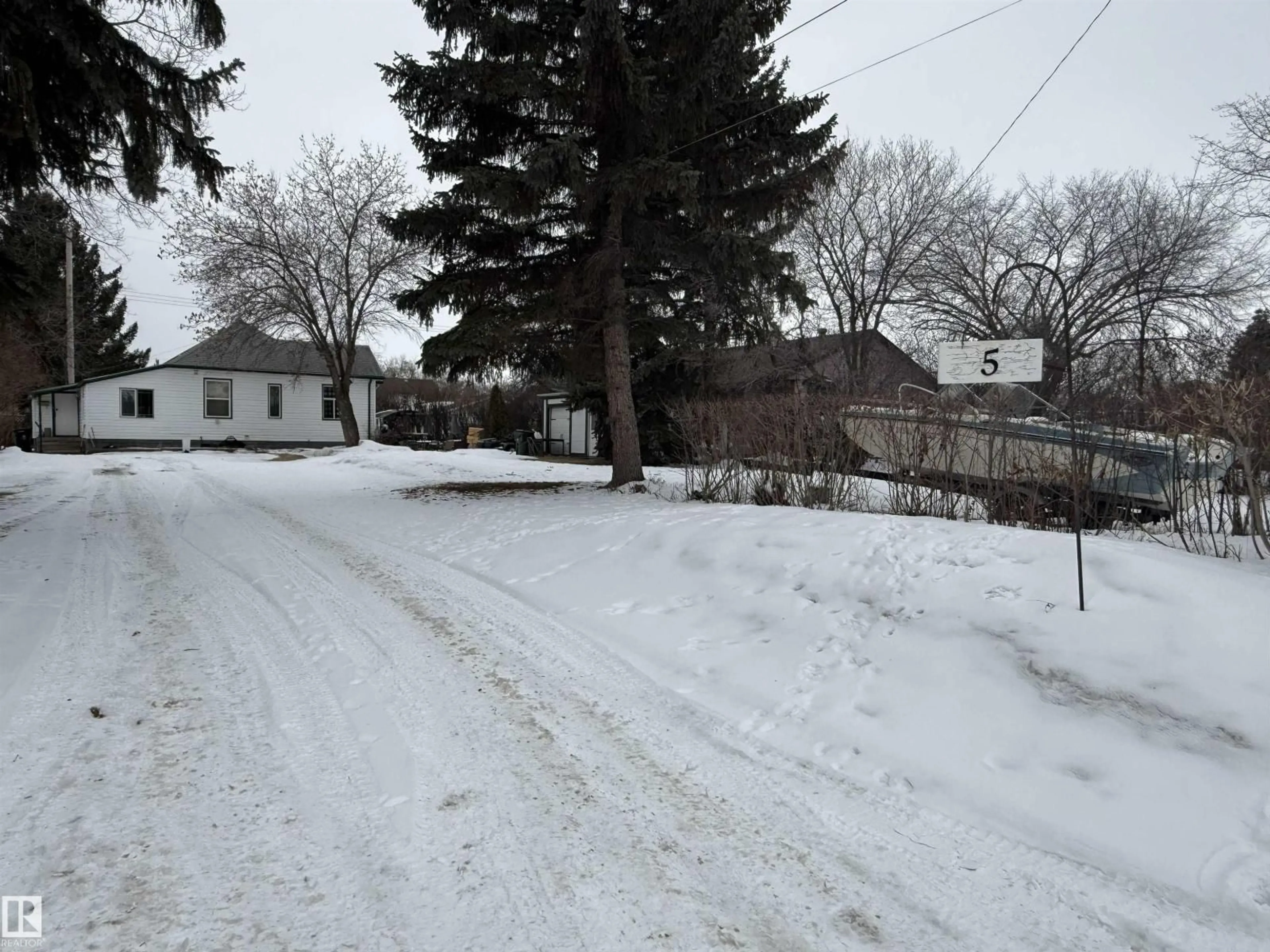 Blurry image for 5 O'BRIEN, Fort Saskatchewan Alberta T8L2L2