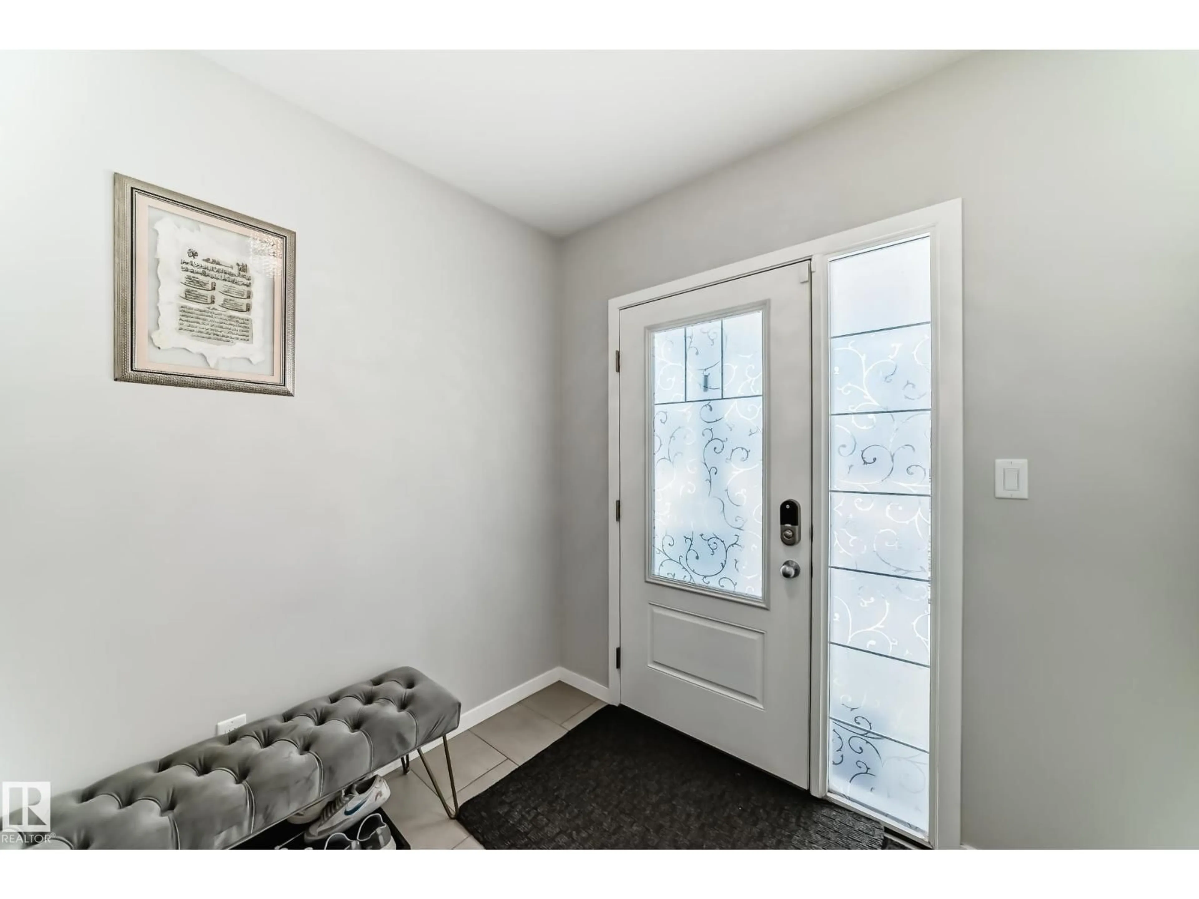 Indoor entryway for 2329 82 ST, Edmonton Alberta T6X2J7