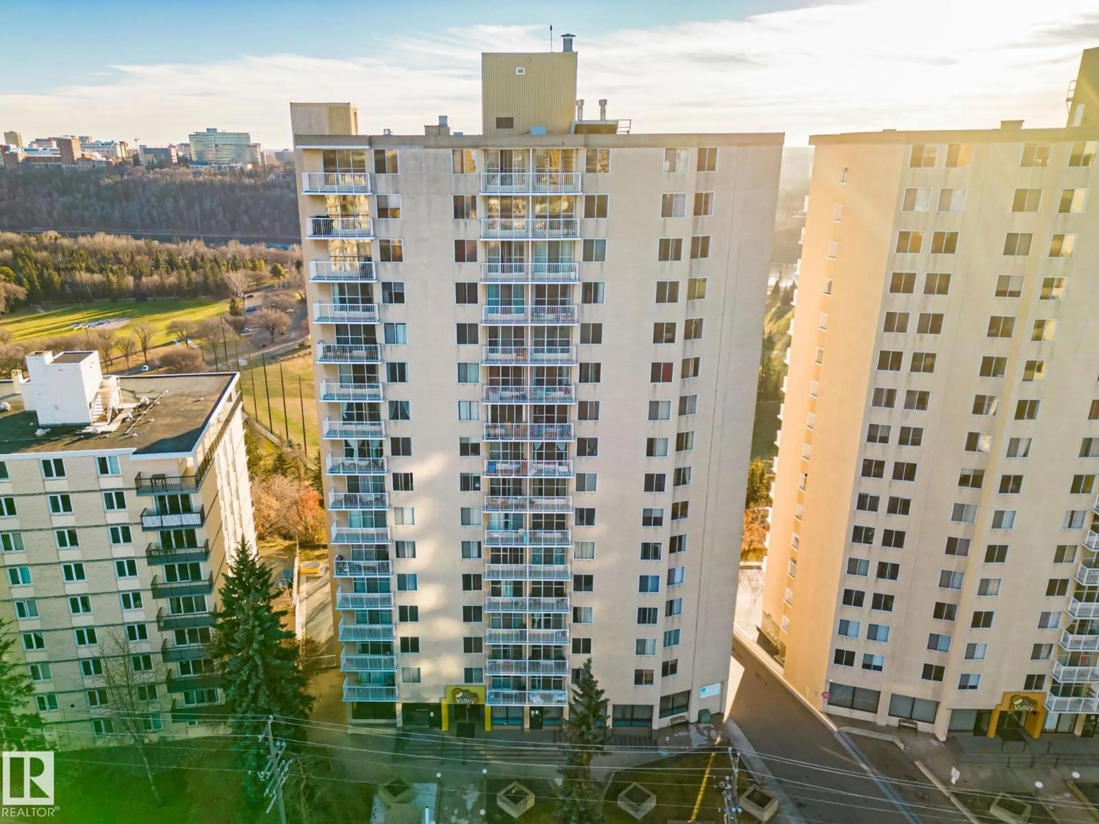 A pic from outside/outdoor area/front of a property/back of a property/a pic from drone, city buildings view from balcony for 1401 JASPER AV, Edmonton Alberta T5N3X7