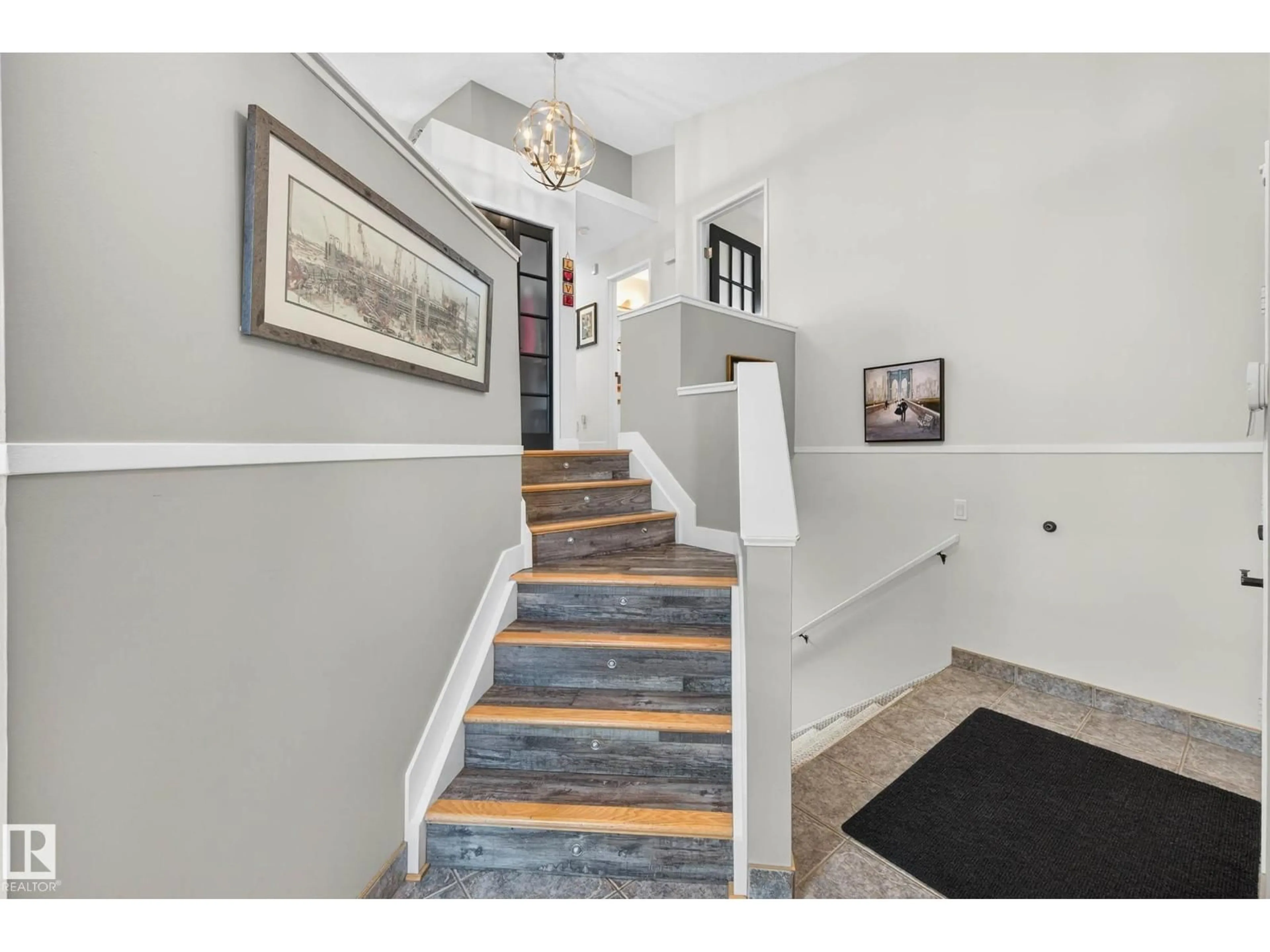 Unknown for 34 DONALD PL, St. Albert Alberta T8N6H3