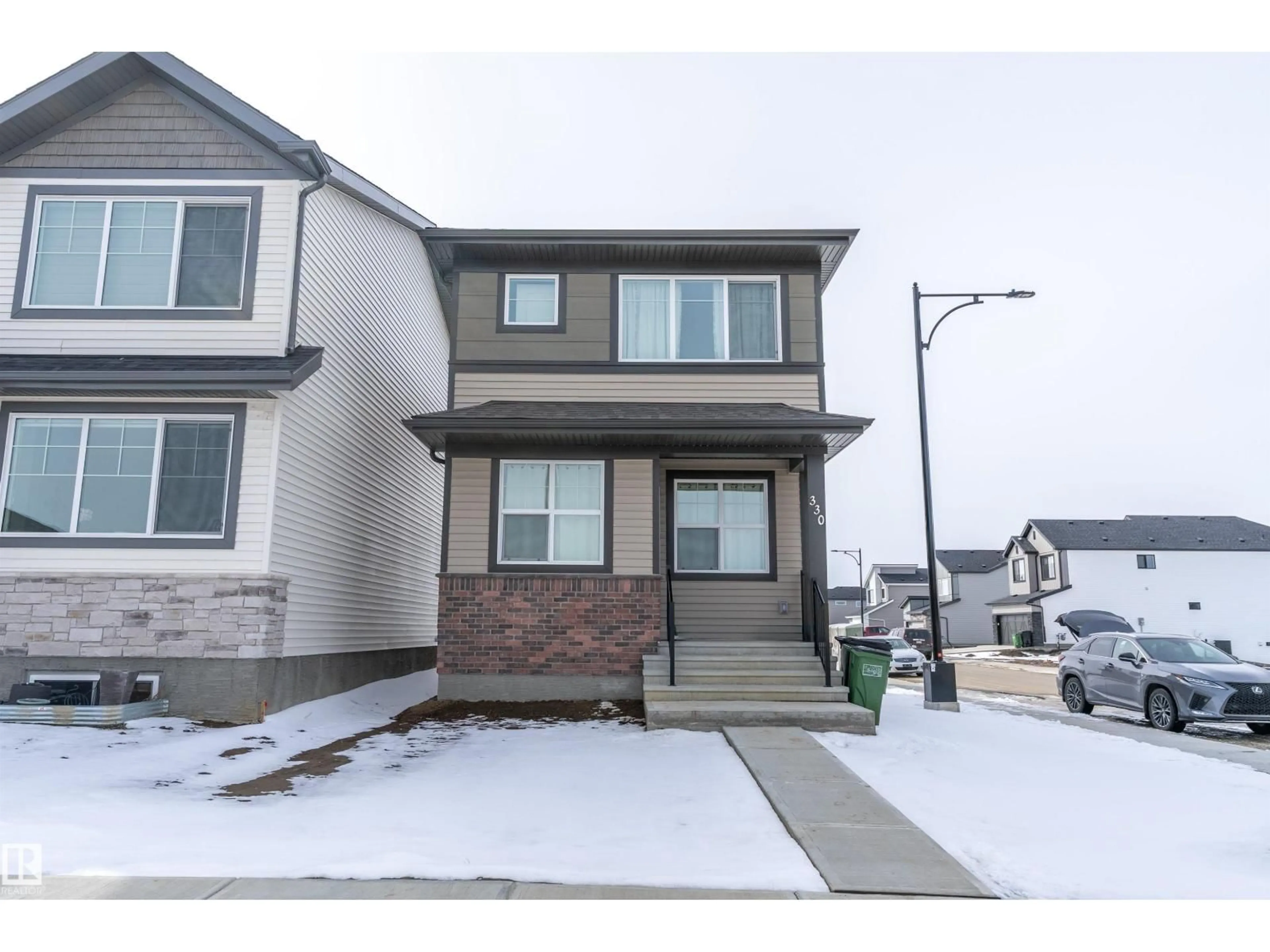 Unknown for 330 EDGEMONT DR, Edmonton Alberta T6M3G7