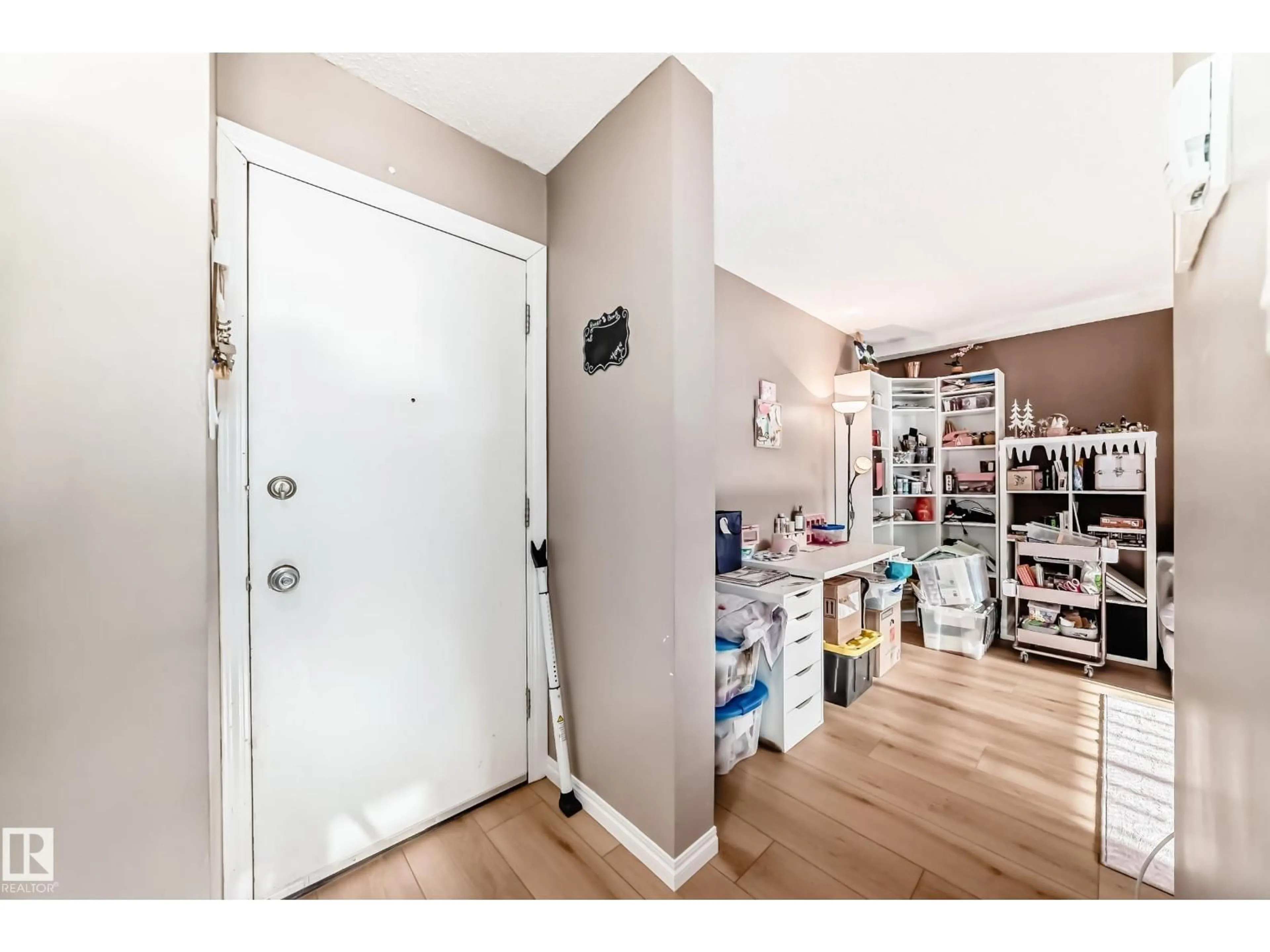 Indoor entryway for #102 - 10149 83 AV, Edmonton Alberta T6E2C5