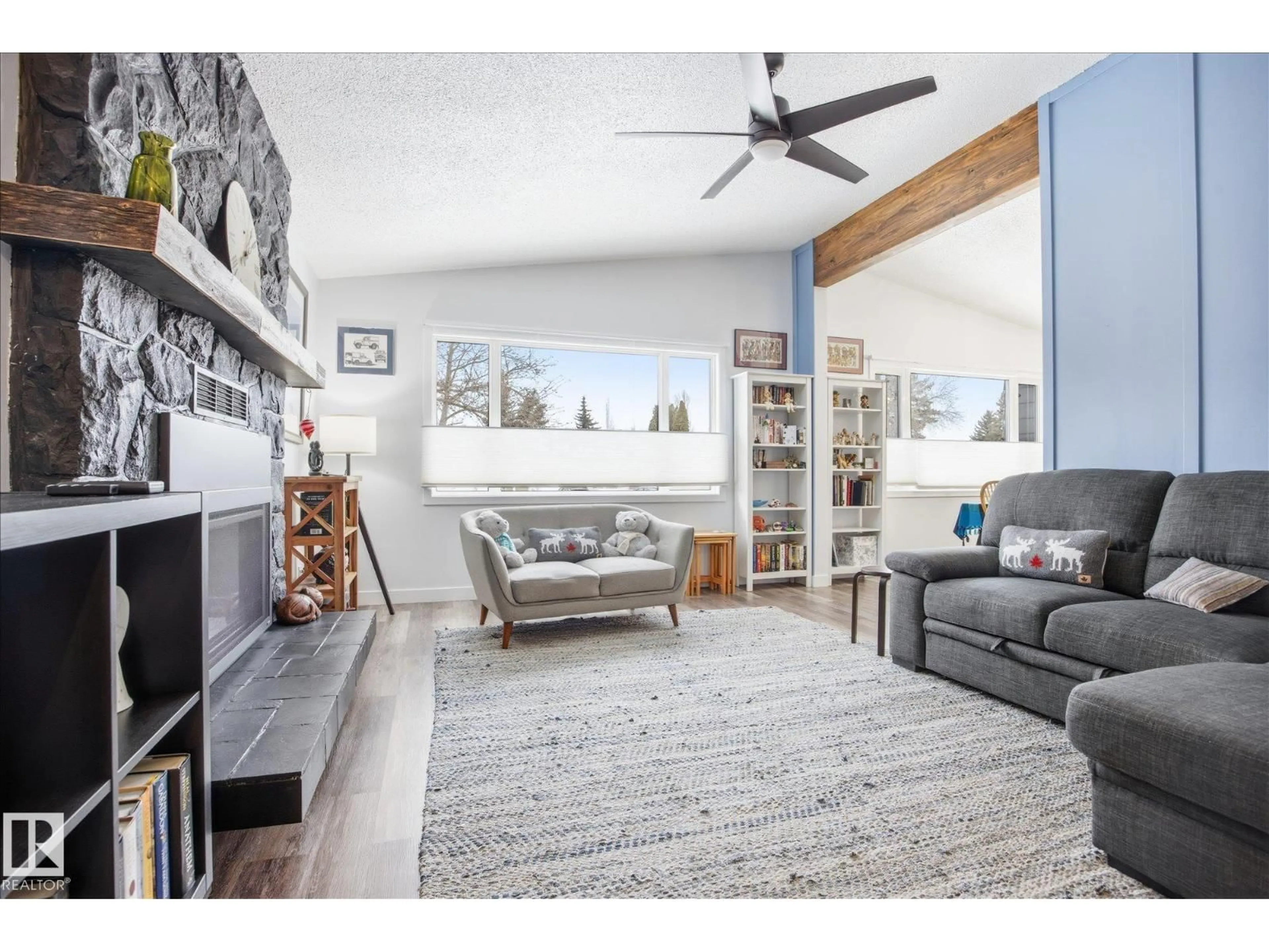 Living room with furniture, unknown for 46 MISSION ST, Sherwood Park Alberta T8A0V7