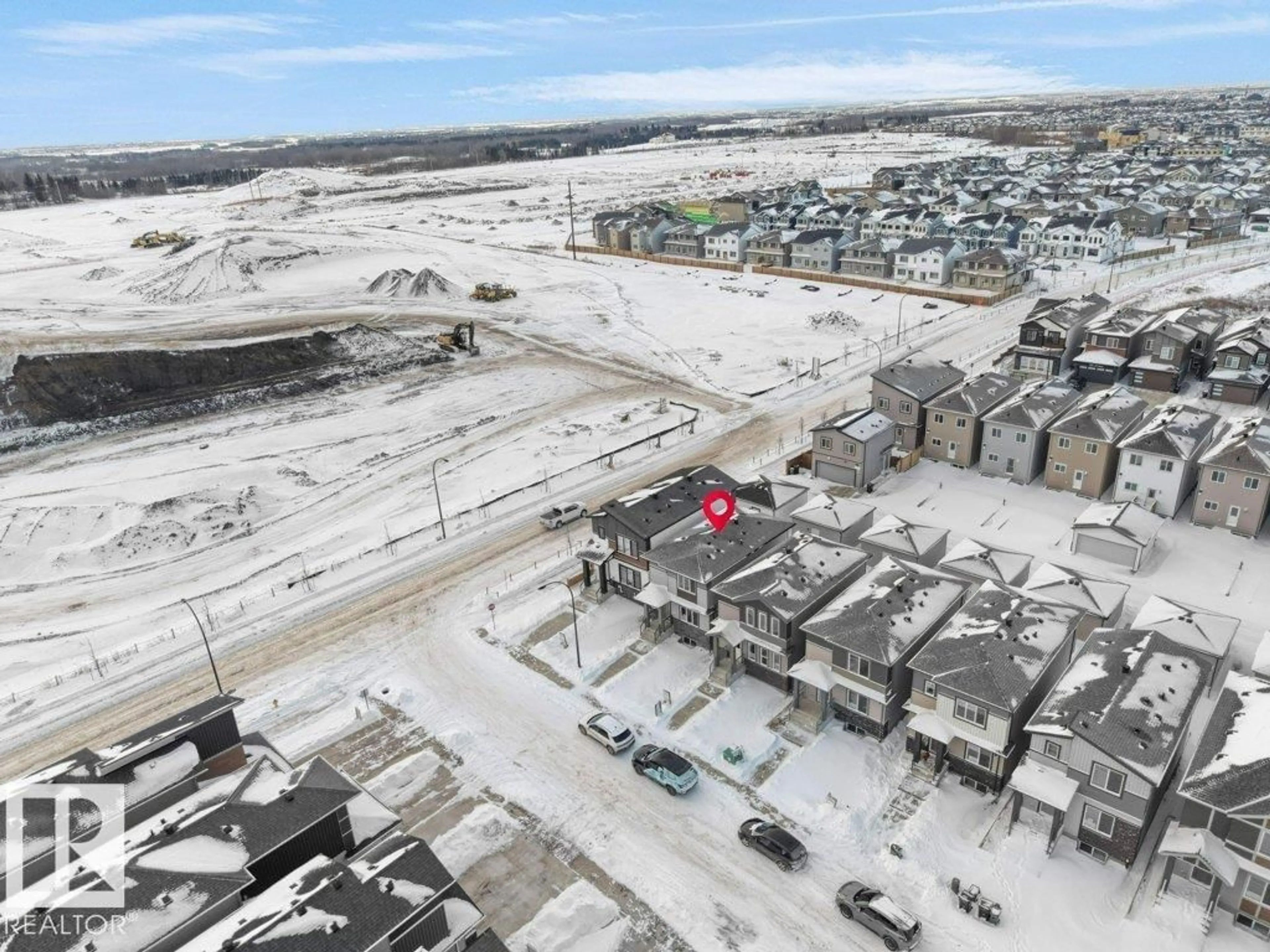 A pic from outside/outdoor area/front of a property/back of a property/a pic from drone, street for 260 24 ST SW, Edmonton Alberta T6X3K4