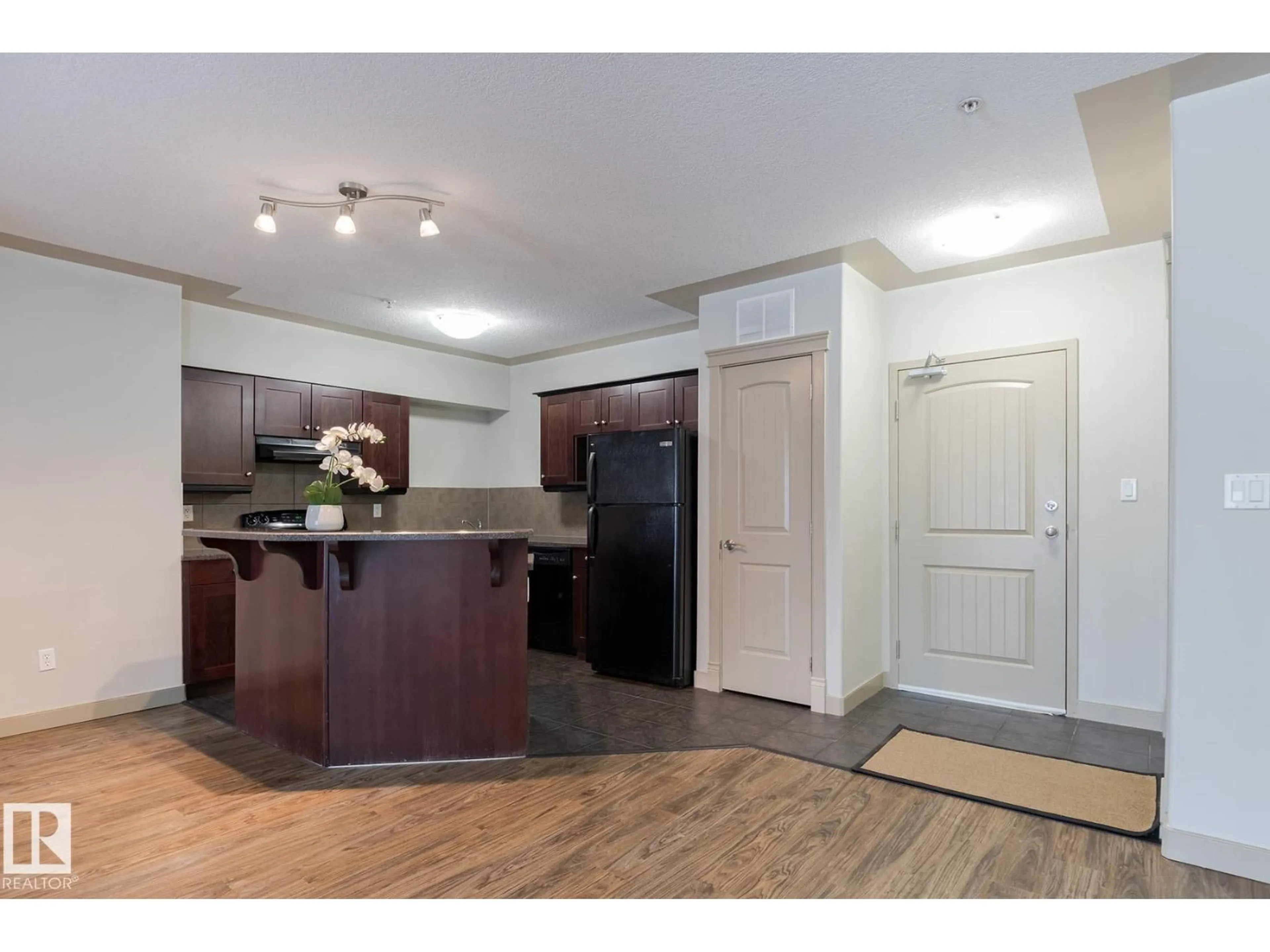 Unknown for #102 - 4415 48 ST, Leduc Alberta T9E5Y3