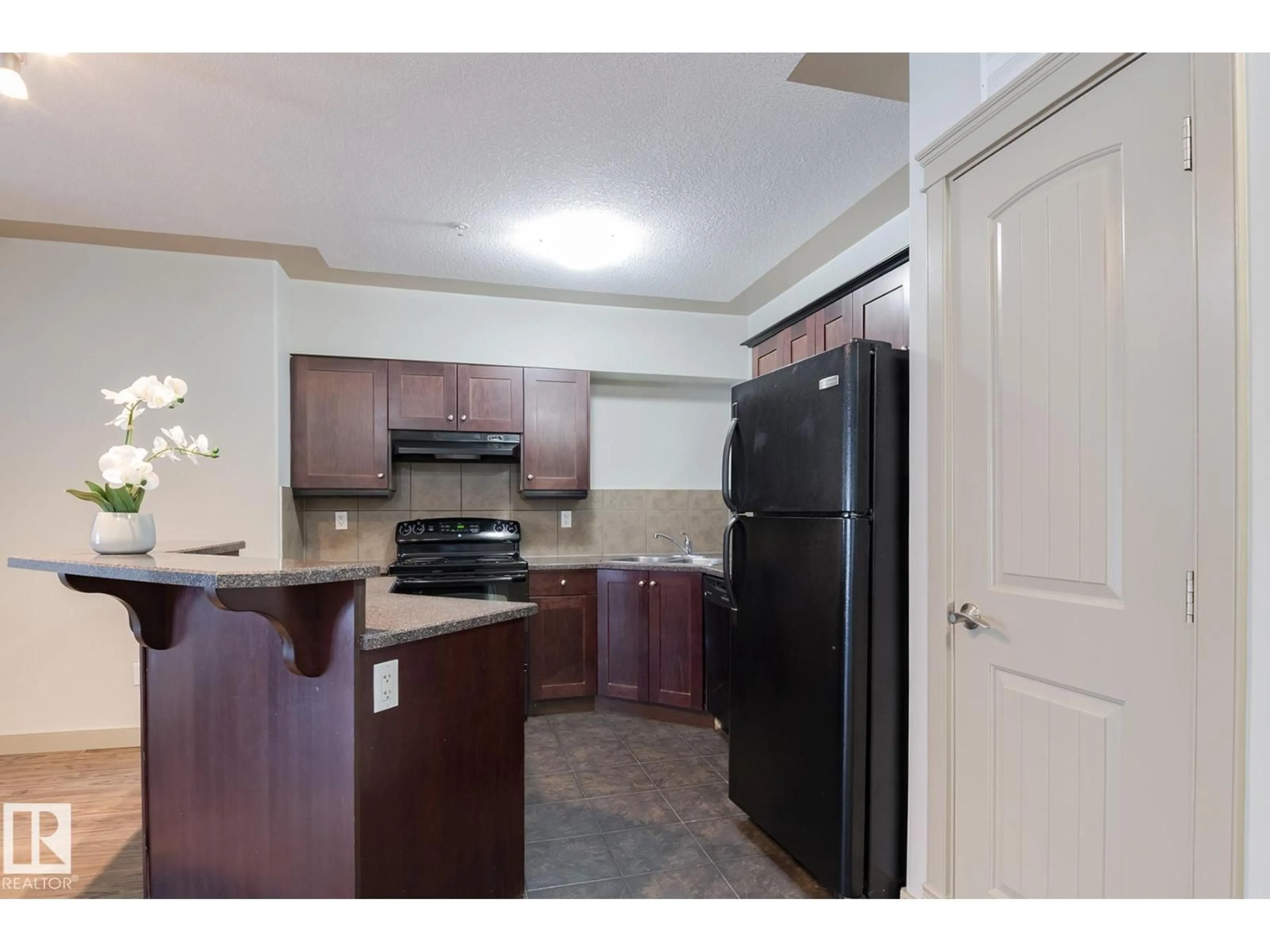Standard kitchen, unknown for #102 - 4415 48 ST, Leduc Alberta T9E5Y3