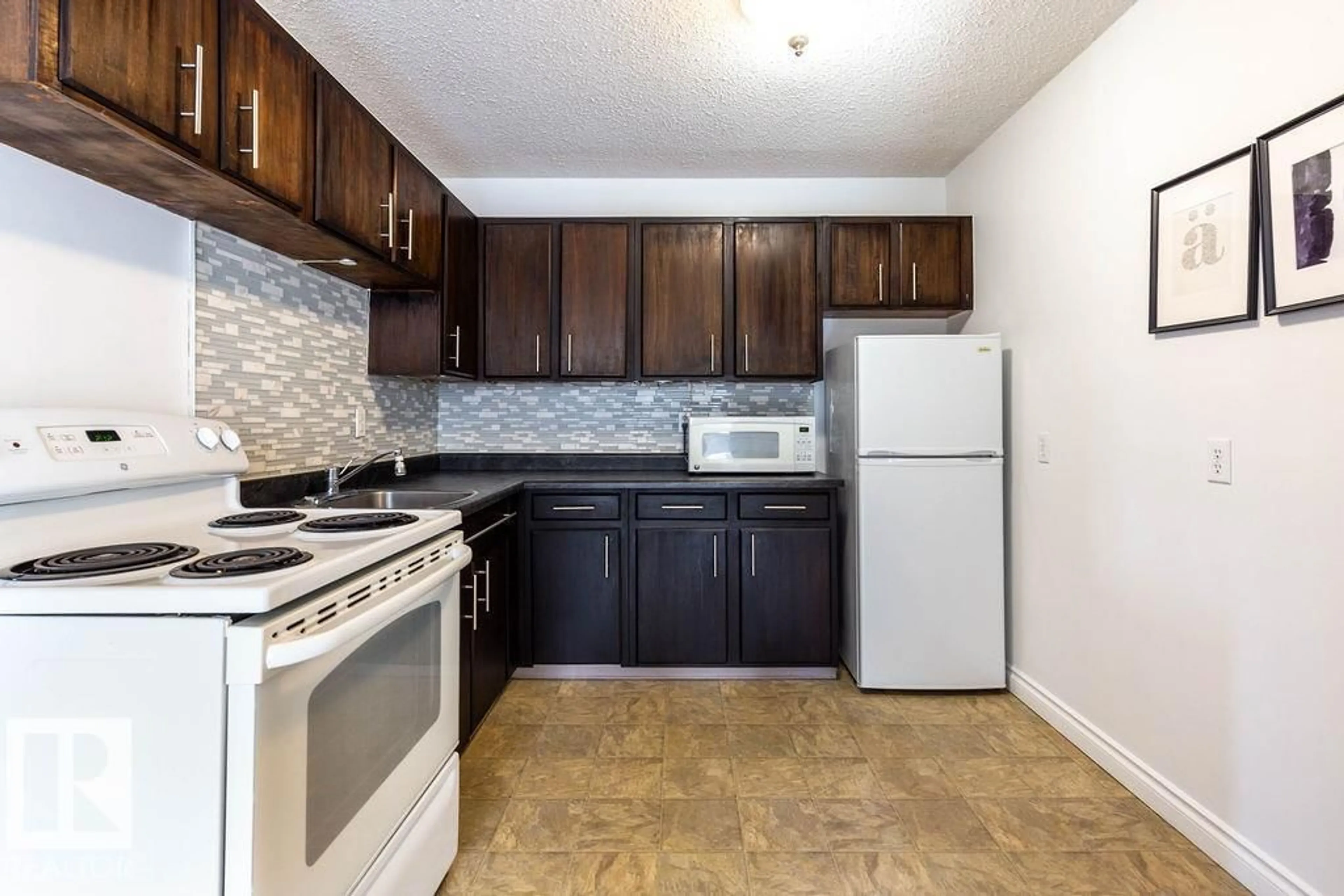 Standard kitchen, unknown for #7 - 15431 93 AV, Edmonton Alberta T5R5H4