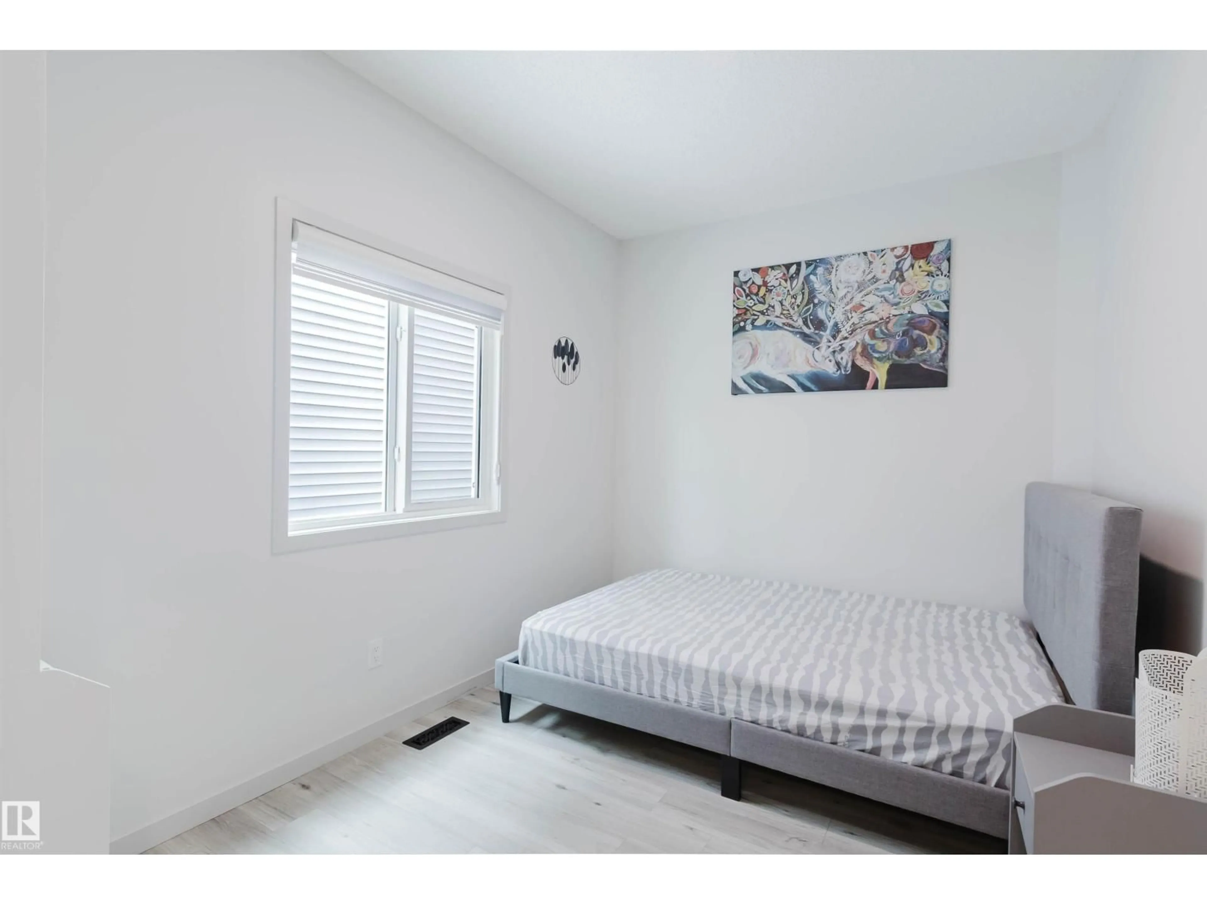 Bedroom with bed, unknown for NW - 9914 225A ST, Edmonton Alberta T5T7R7