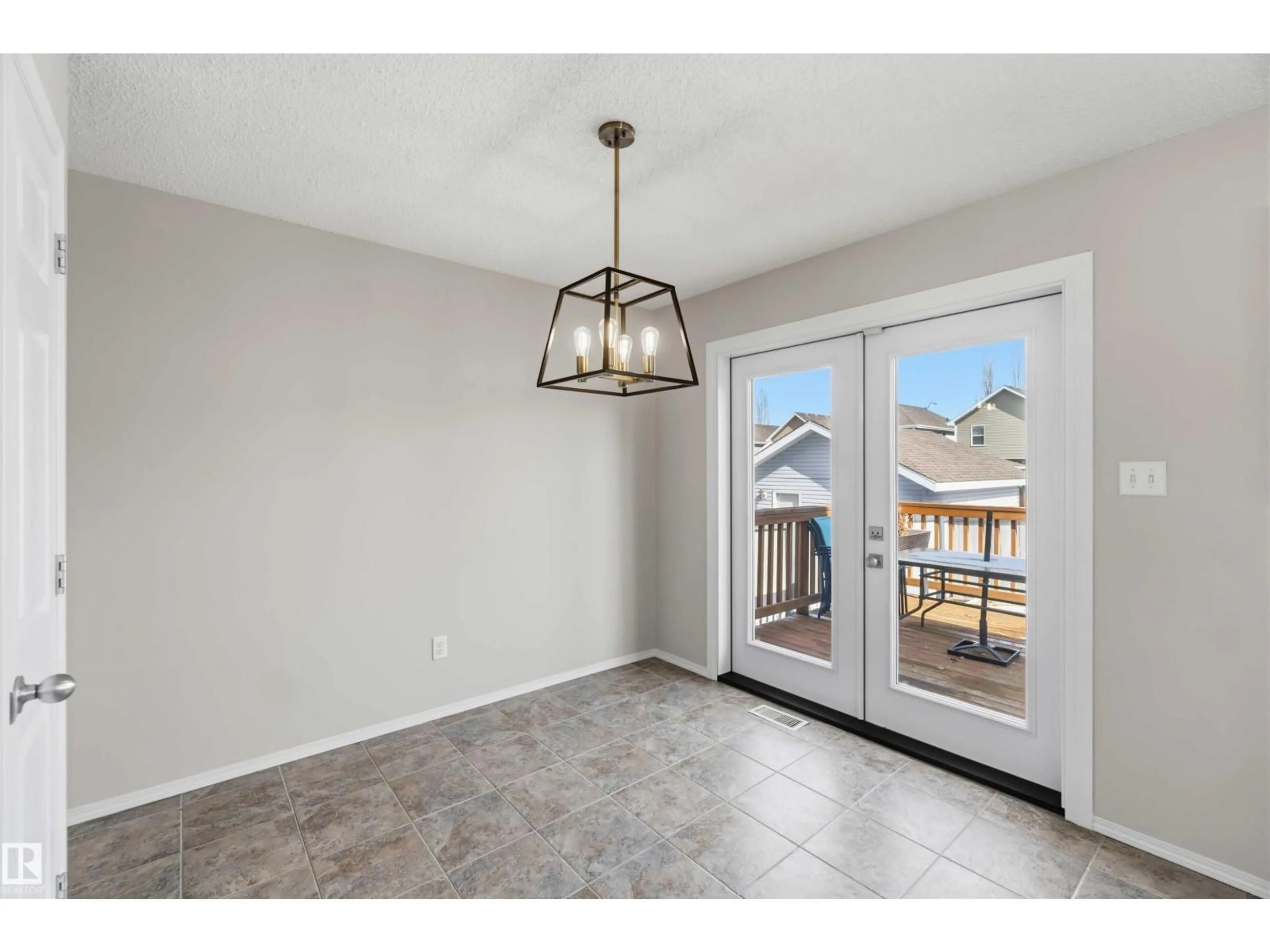 Unknown for 2003 71 ST, Edmonton Alberta T6X0K2