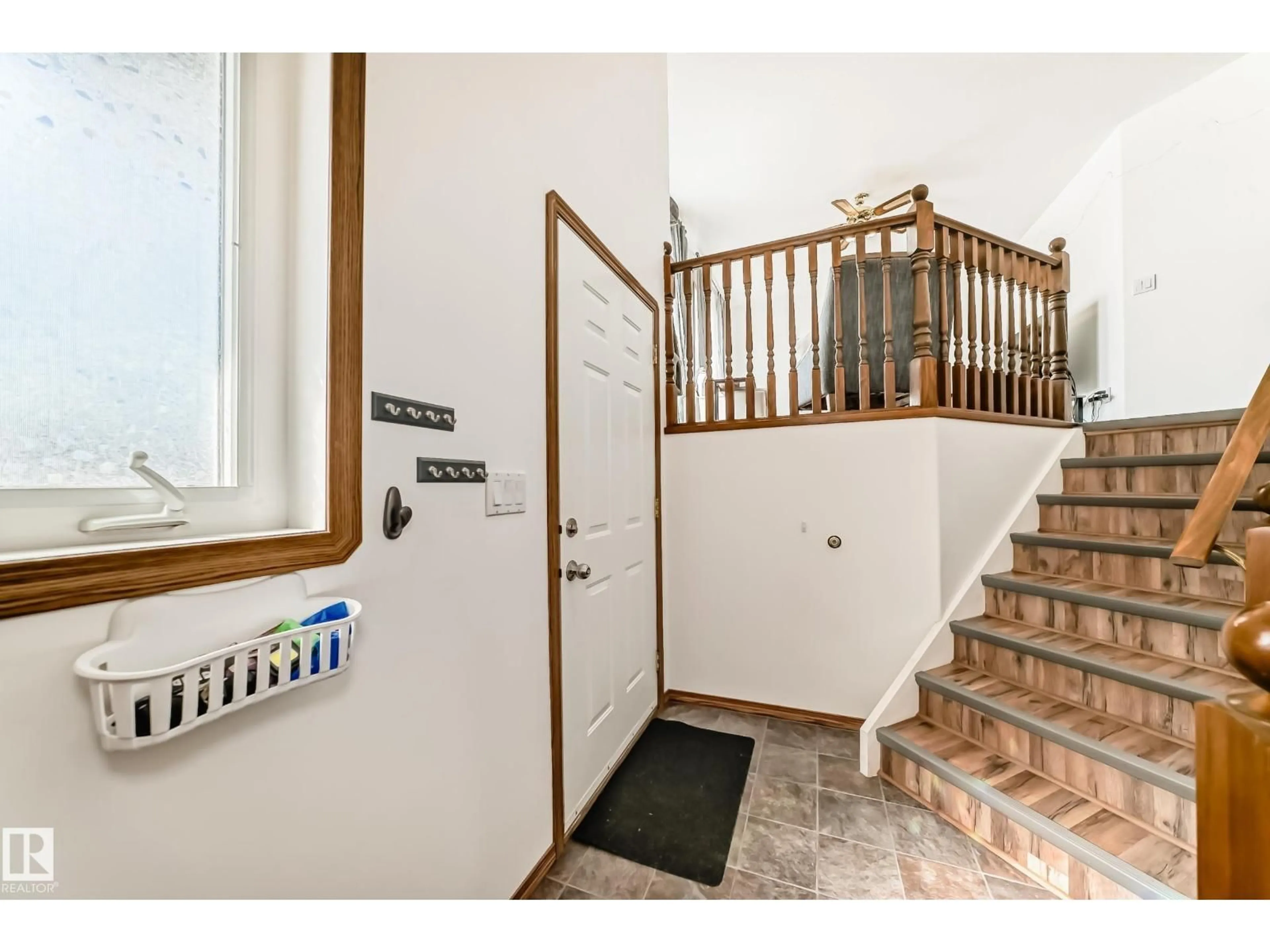 Indoor foyer for 5024 54 AV, Ryley Alberta T0B4A0