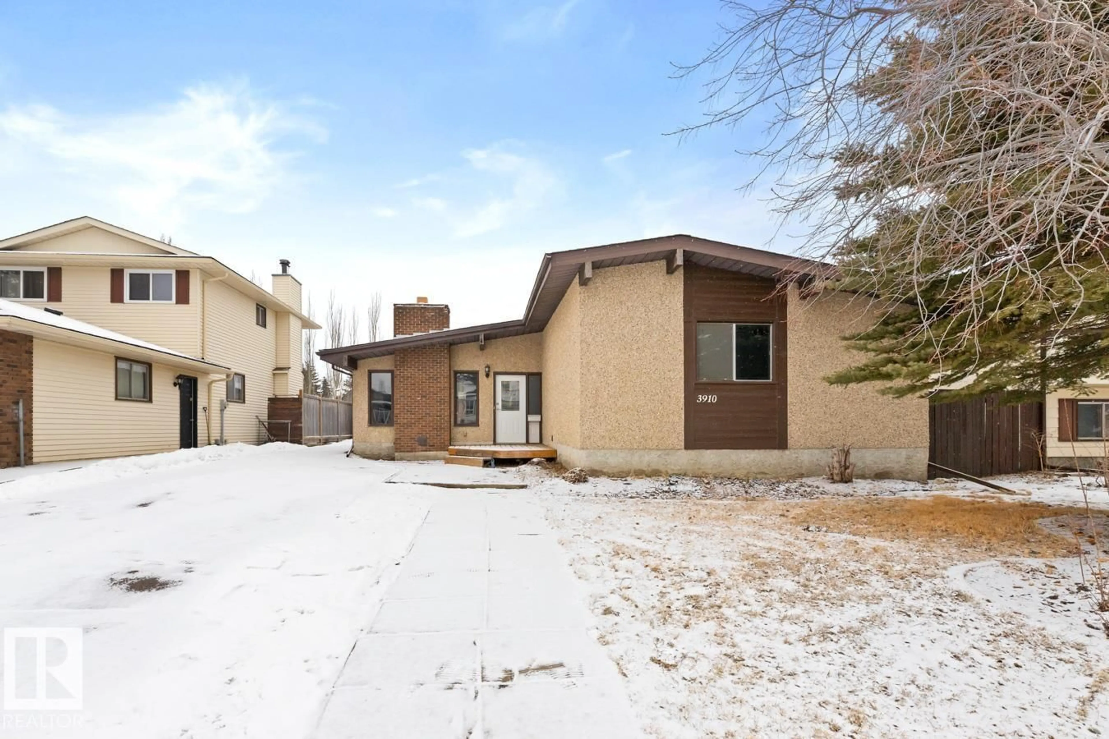 Patio, street for 3910 39 ST, Leduc Alberta T9E4W5