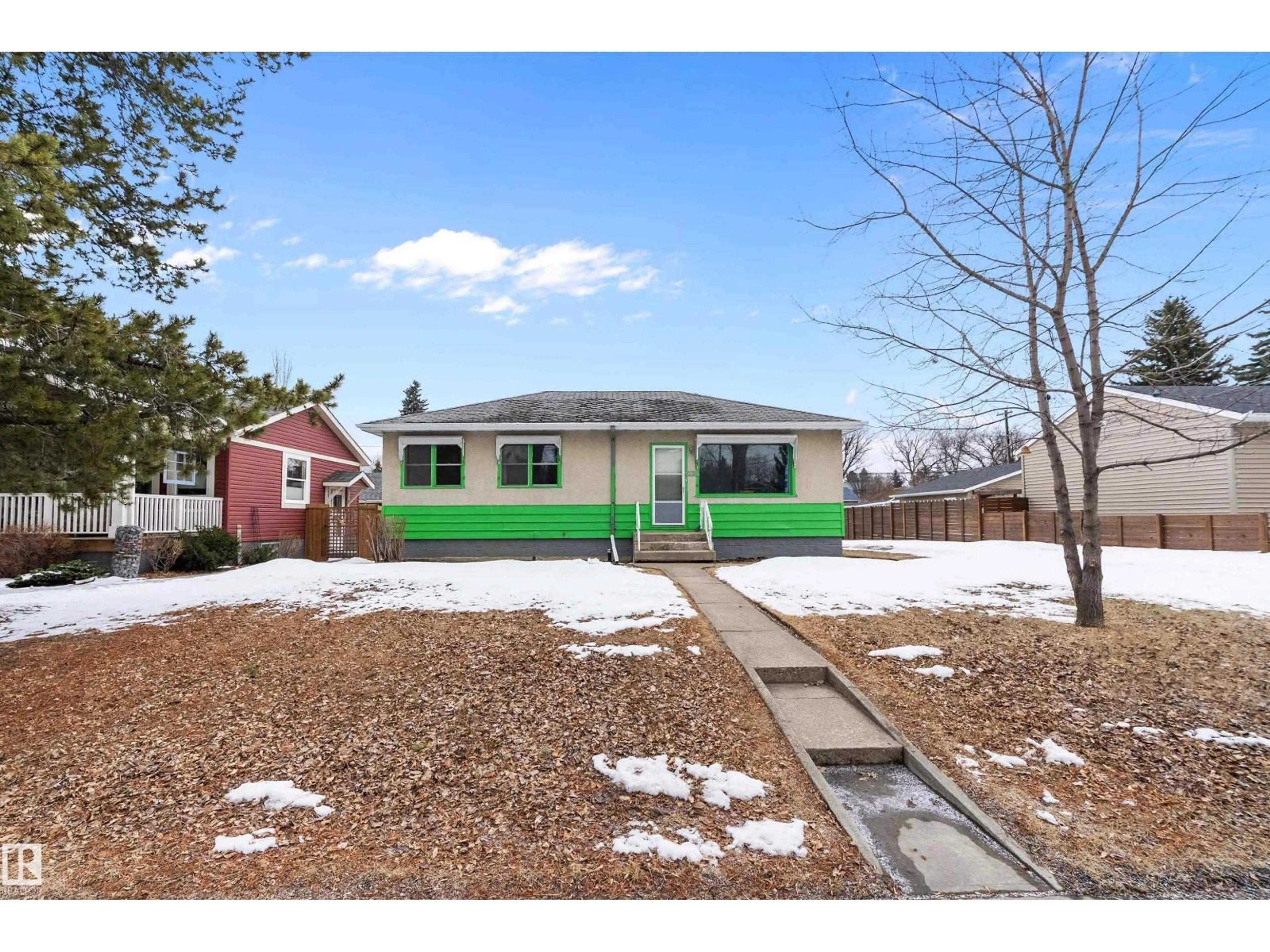 Unknown for 7720 85 AV, Edmonton Alberta T6C1G1