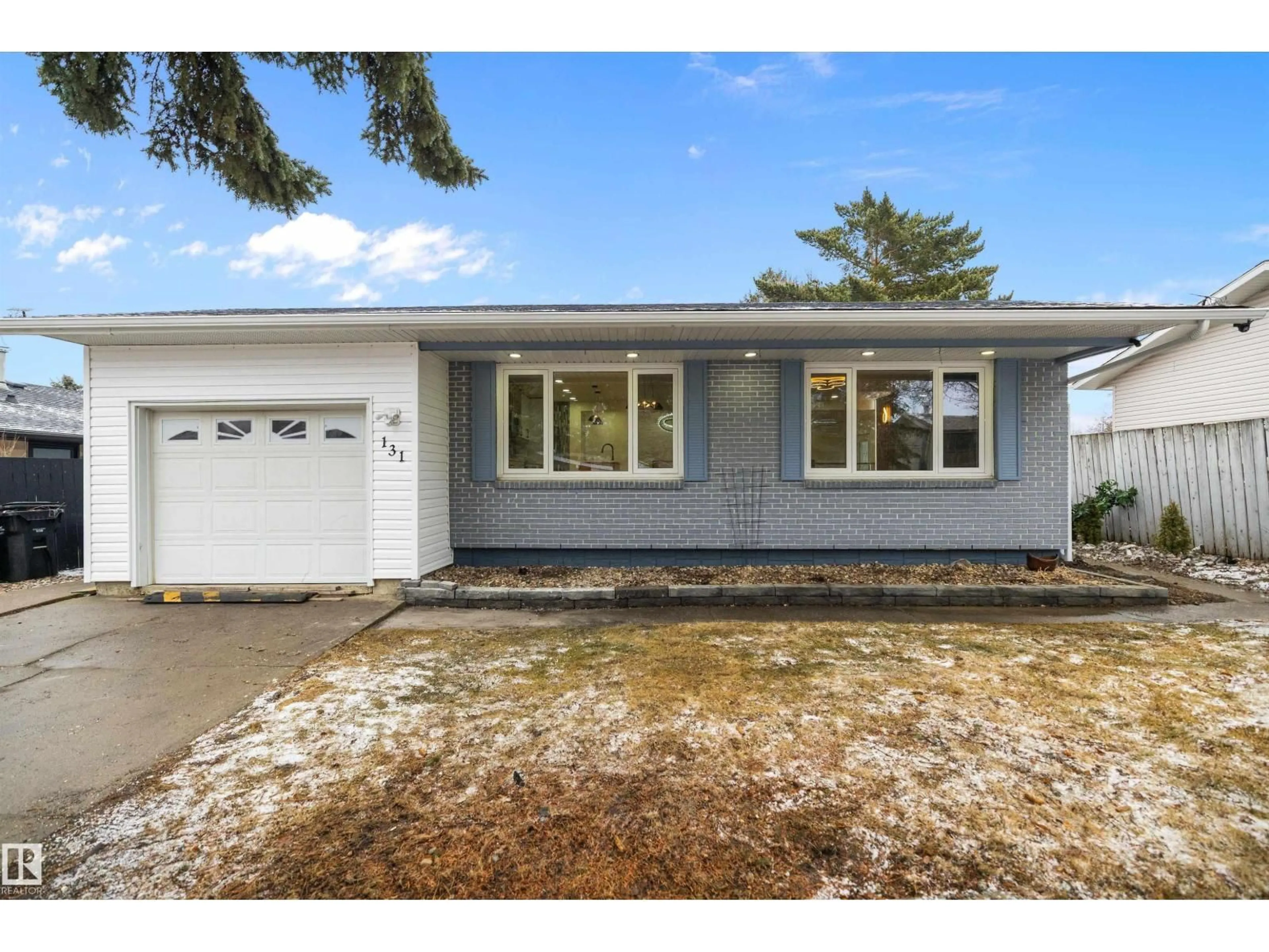 Home with vinyl exterior material, street for 131 GARLAND CR, Sherwood Park Alberta T8A2R1