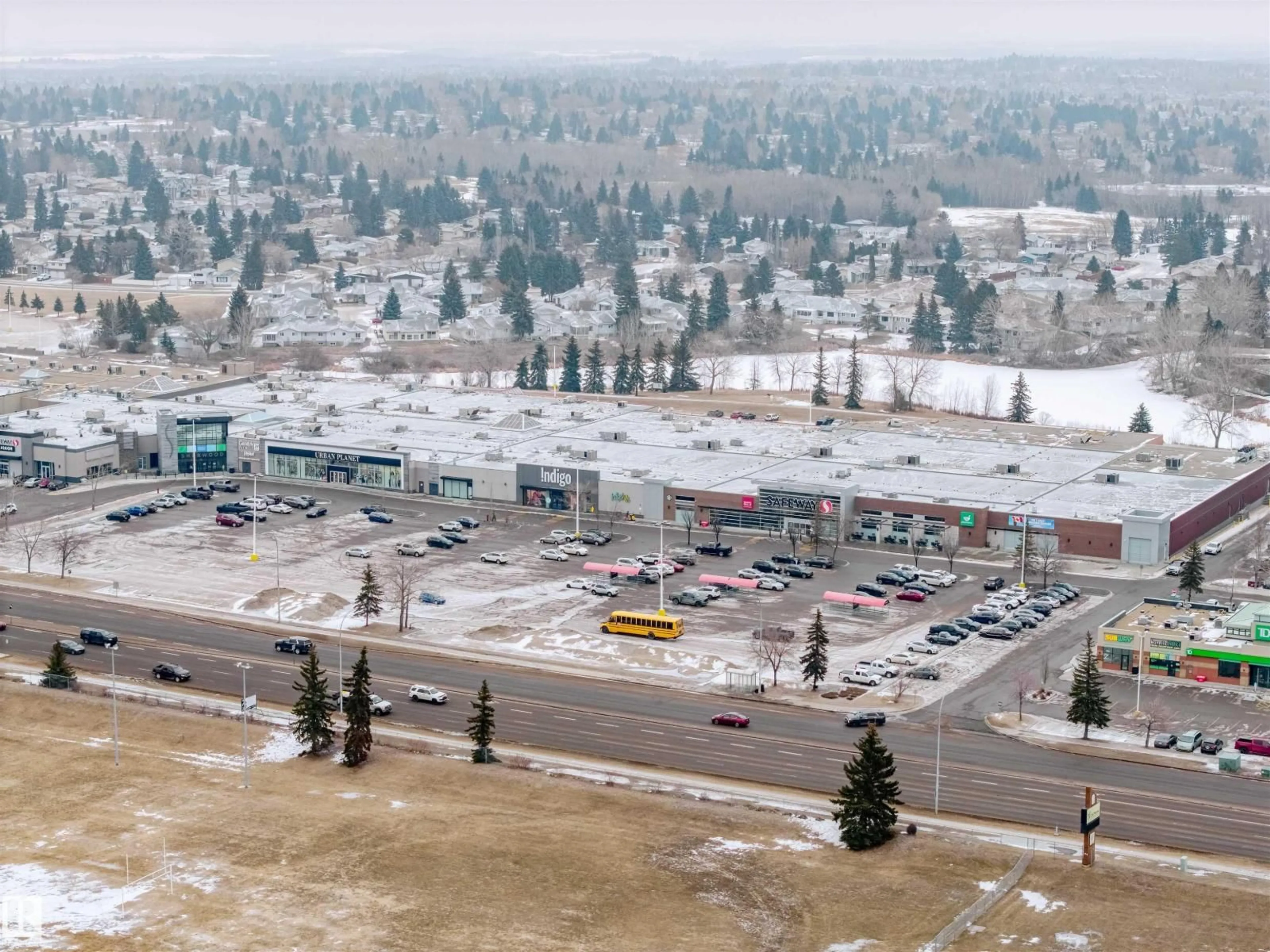 A pic from outside/outdoor area/front of a property/back of a property/a pic from drone, mountain view for 2030 - 63 BRENTWOOD BLVD, Sherwood Park Alberta T8A1S7