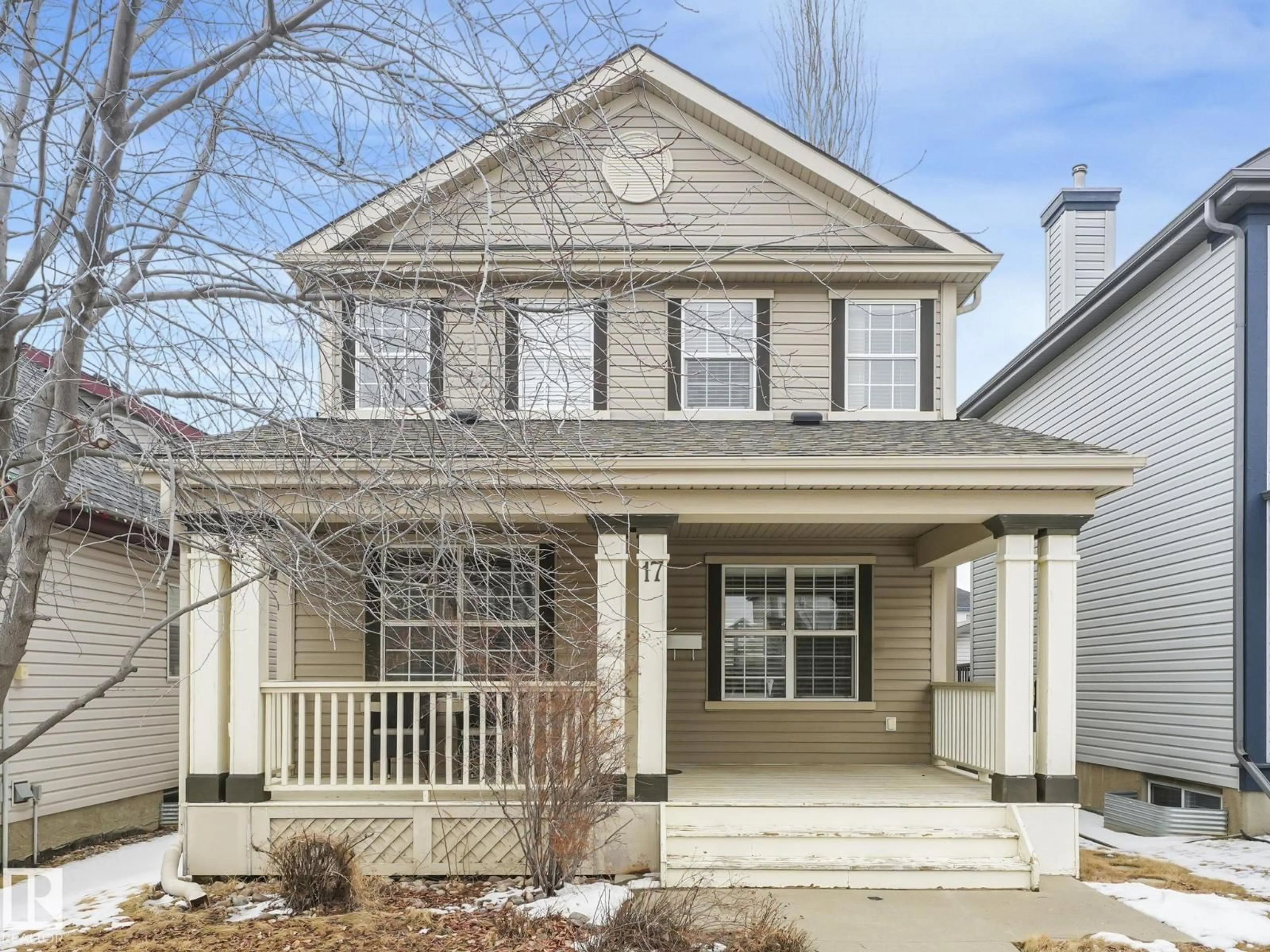 Home with vinyl exterior material, street for 17 SUMMERTON LD, Sherwood Park Alberta T8H2P4