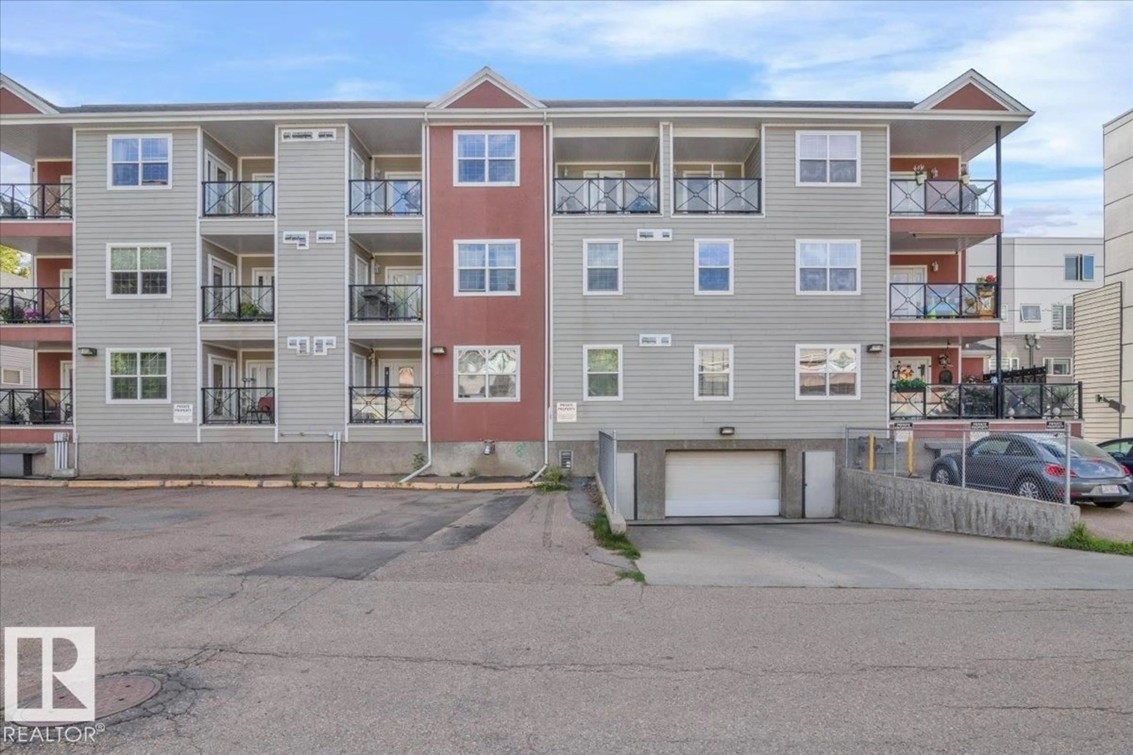 A pic from outside/outdoor area/front of a property/back of a property/a pic from drone, unknown for 207 - 9739 92 ST, Edmonton Alberta T6C3S3