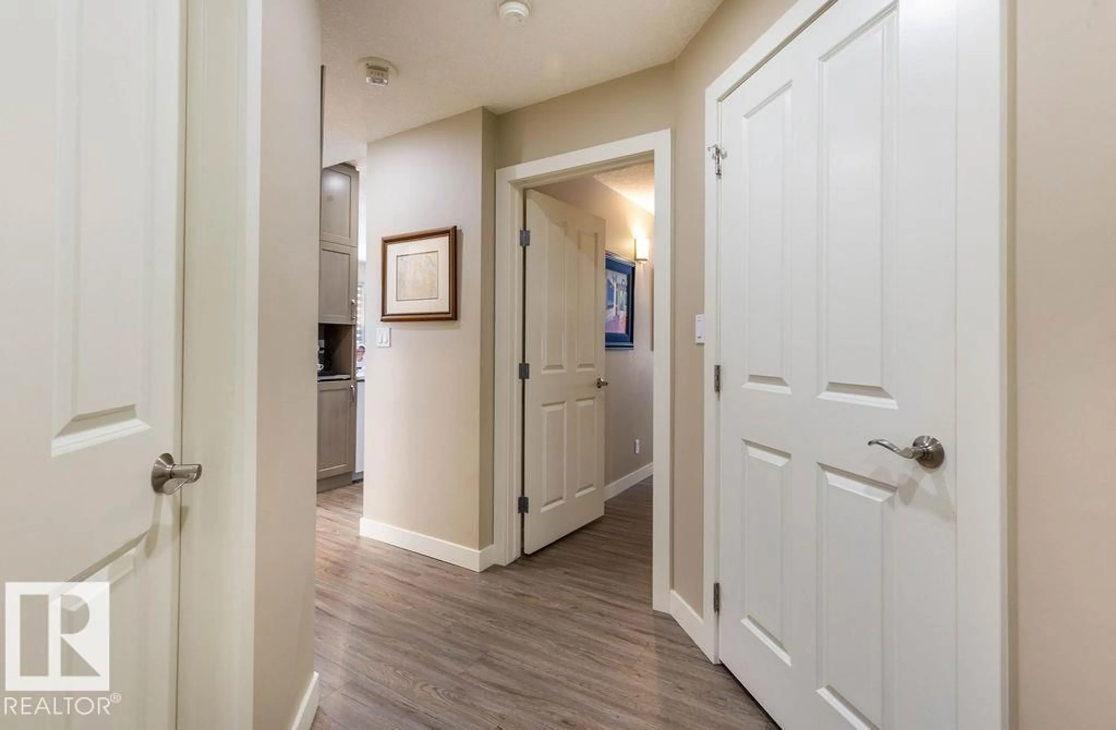 Indoor entryway for 301 - 9707 105 ST NW, Edmonton Alberta T5K2Y4
