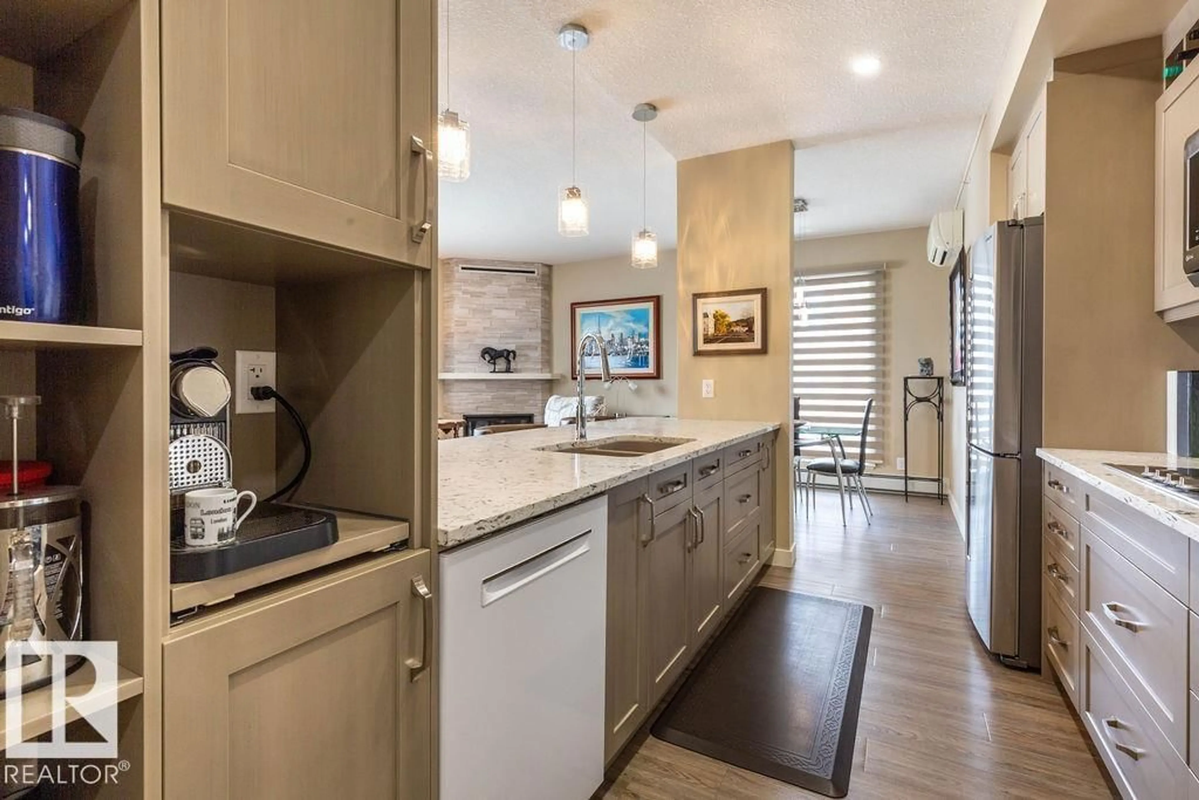 Open concept kitchen, ceramic/tile floor for 301 - 9707 105 ST NW, Edmonton Alberta T5K2Y4