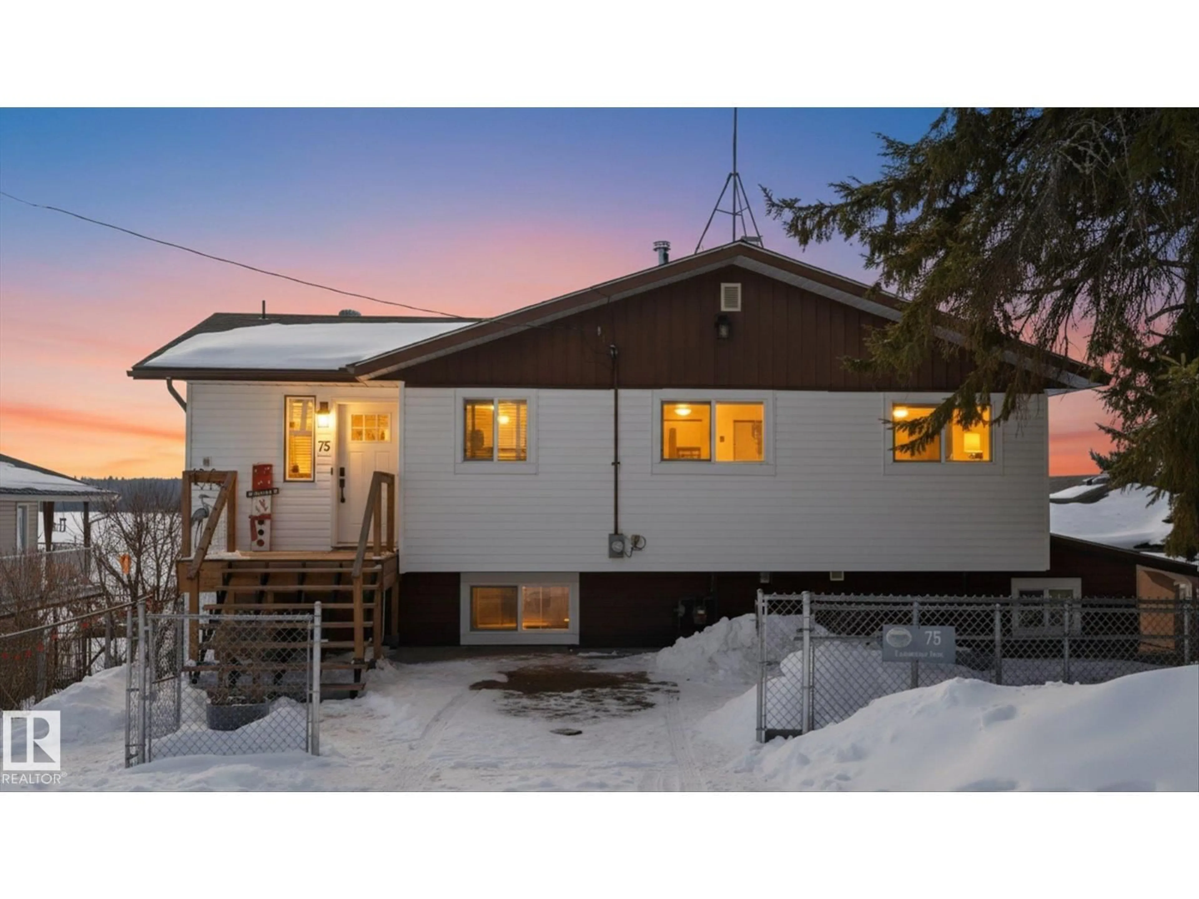 Home with vinyl exterior material, unknown for South View - 75 LAKESHORE AV, Rural Lac Ste. Anne County Alberta T0E0L0