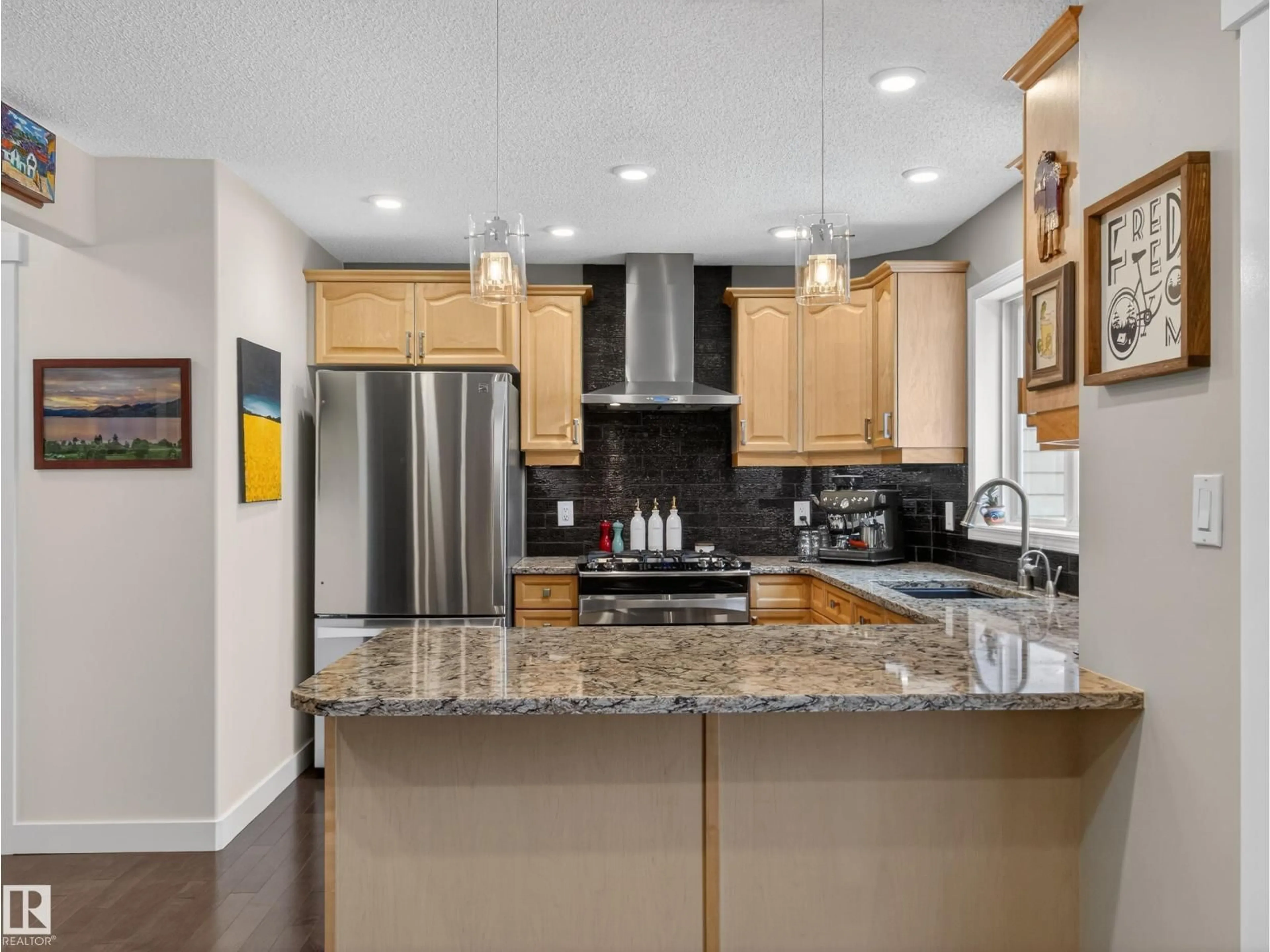 Contemporary kitchen, ceramic/tile floor for #25 - 420 HUNTERS GR, Edmonton Alberta T6R2X3