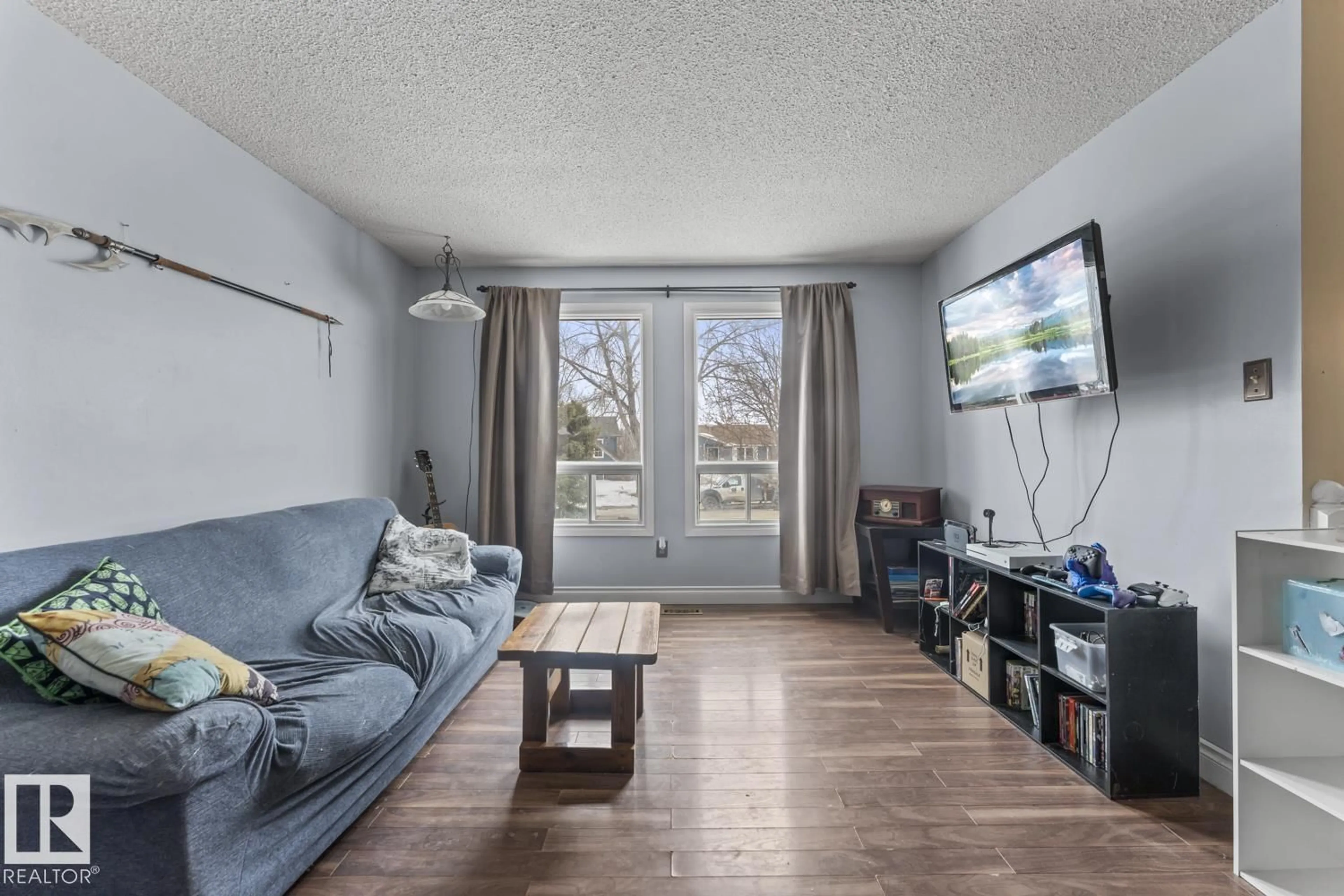 Living room with furniture, unknown for 1815 FOREST DR, Cold Lake Alberta T9M1L9